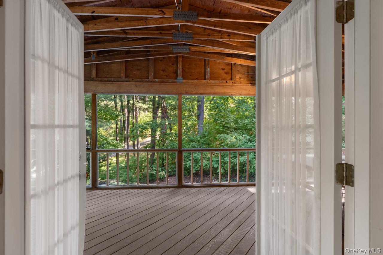 8 Bykenhulle Road, Hopewell Junction, NY 12533