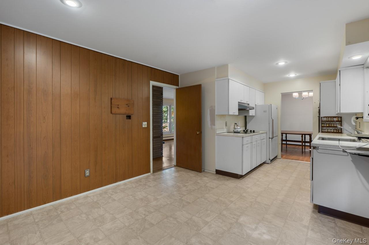 8 Bykenhulle Road, Hopewell Junction, NY 12533