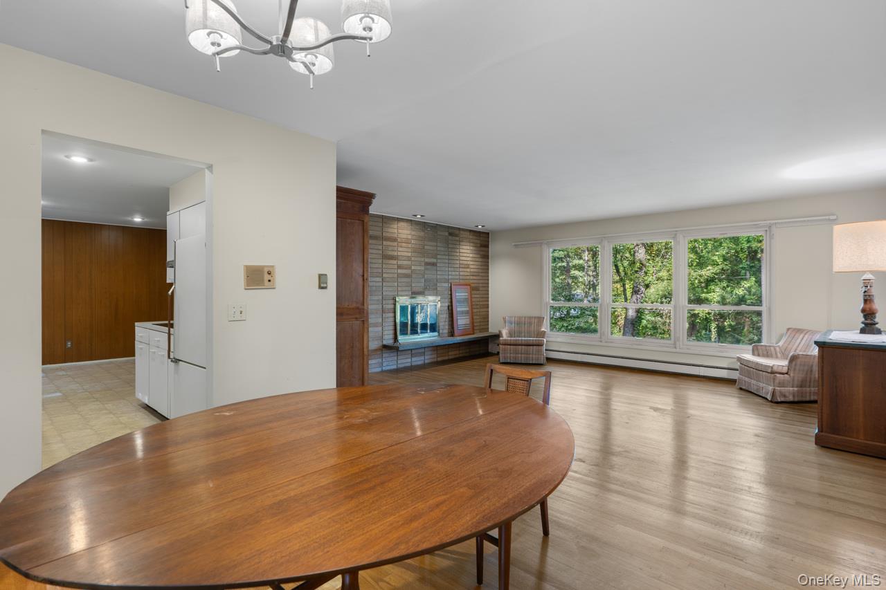 8 Bykenhulle Road, Hopewell Junction, NY 12533