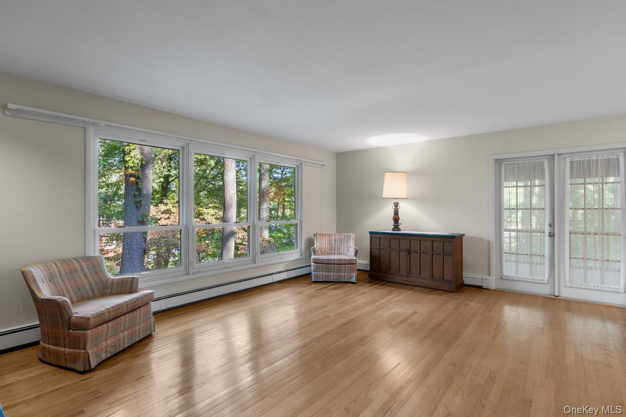 8 Bykenhulle Road, Hopewell Junction, NY 12533