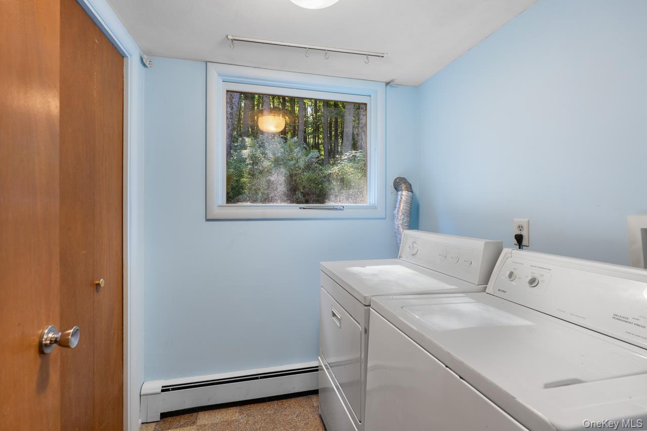 8 Bykenhulle Road, Hopewell Junction, NY 12533