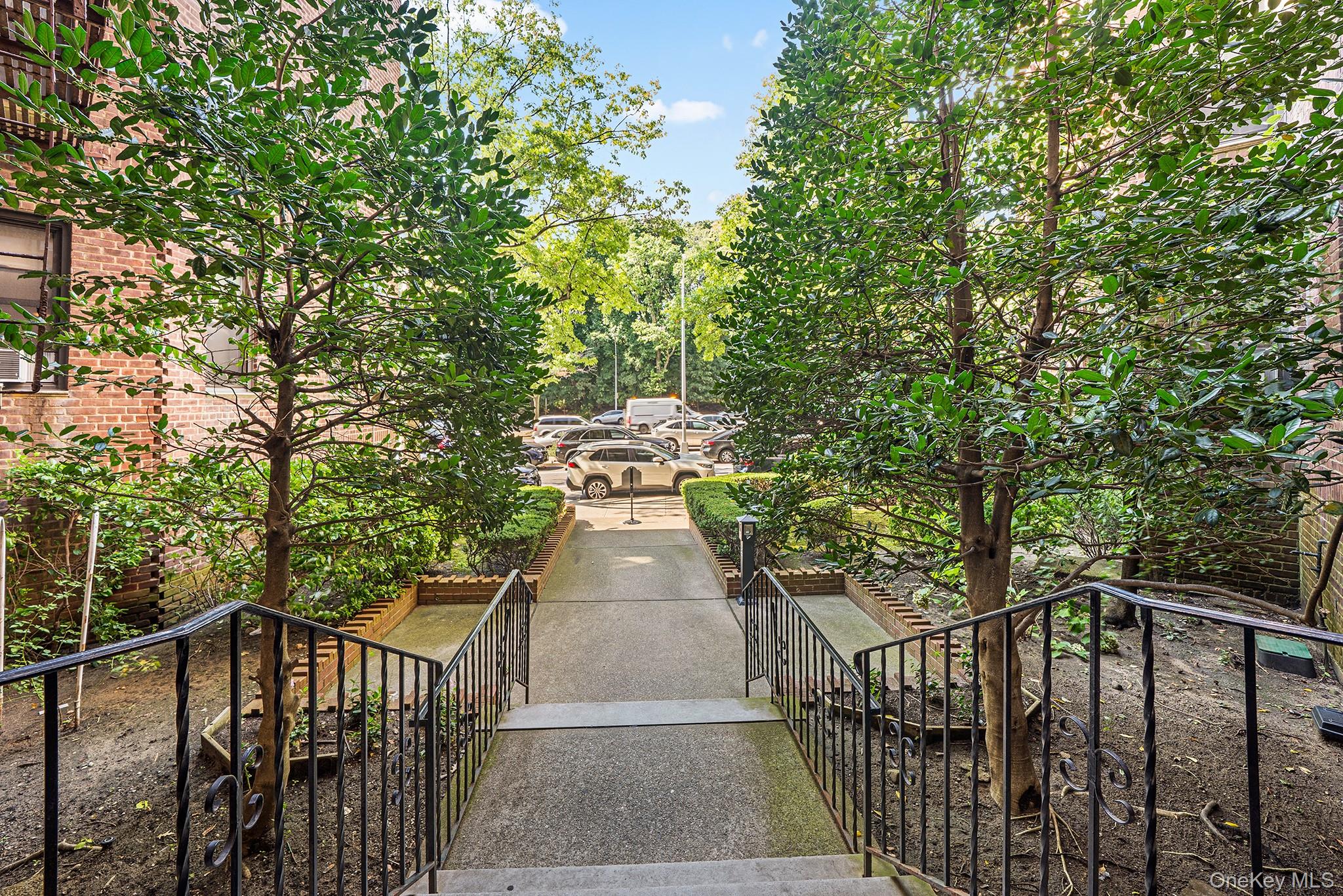 83-55 Woodhaven Boulevard # 1A, Woodhaven, NY 11421