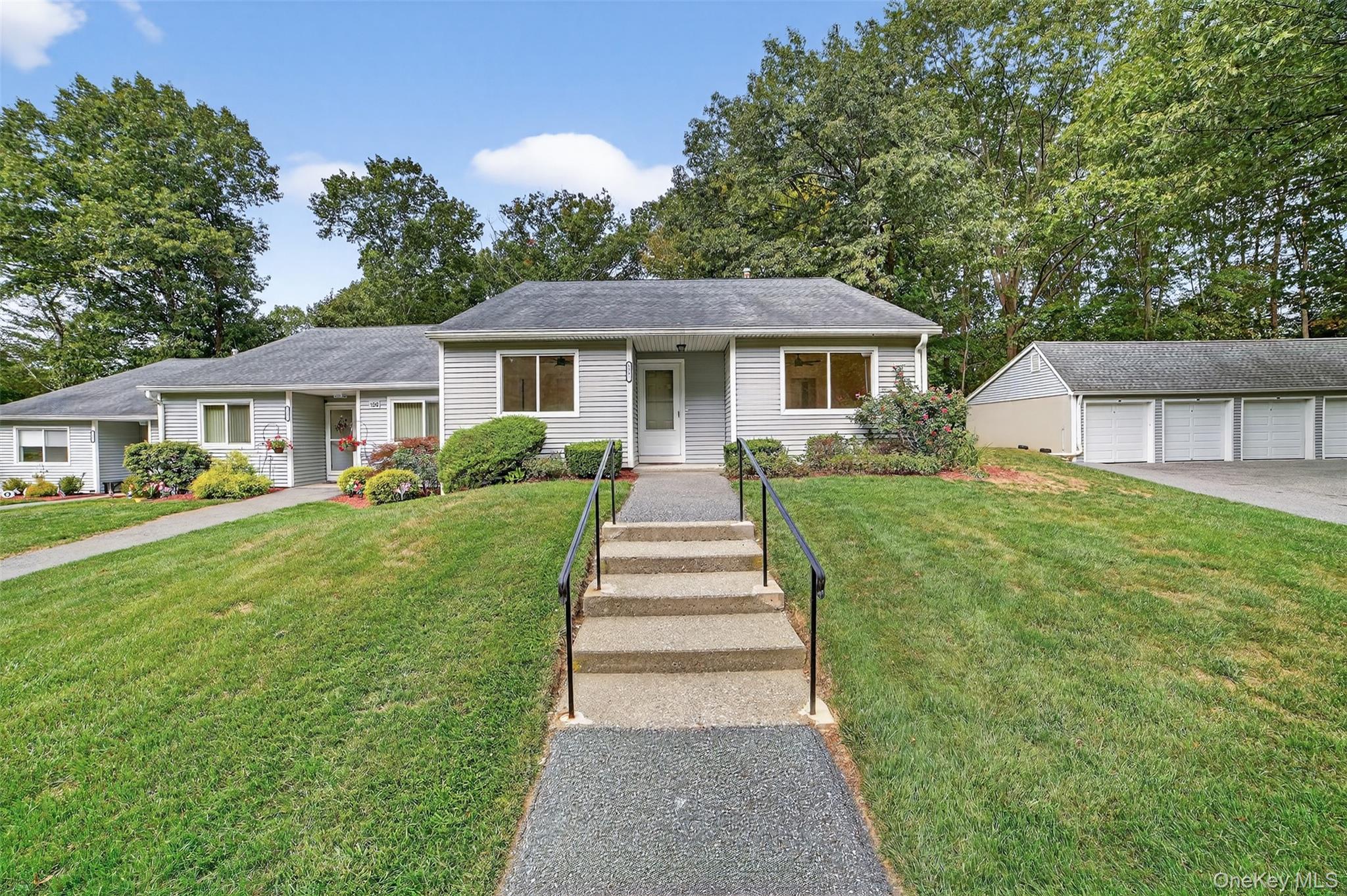 159C Carriage Court, Yorktown Heights, NY 10598