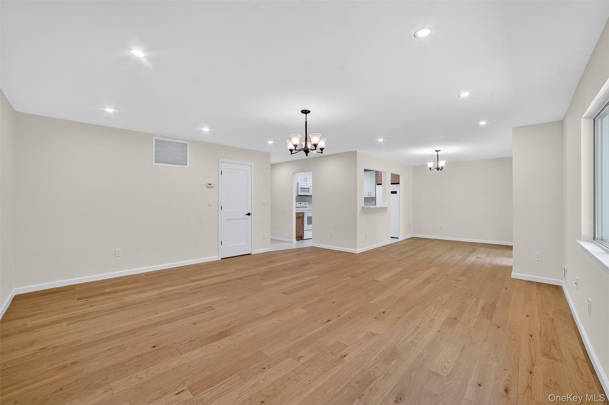 159C Carriage Court, Yorktown Heights, NY 10598