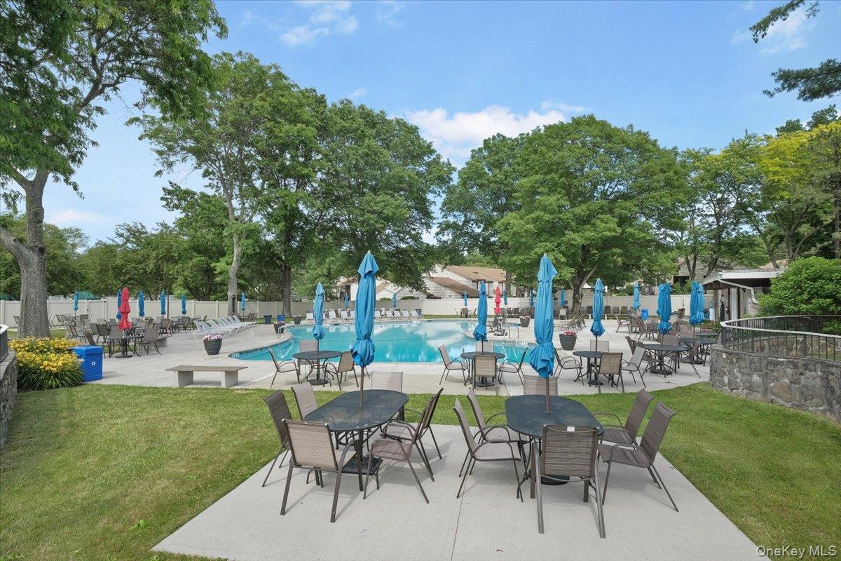 159C Carriage Court, Yorktown Heights, NY 10598