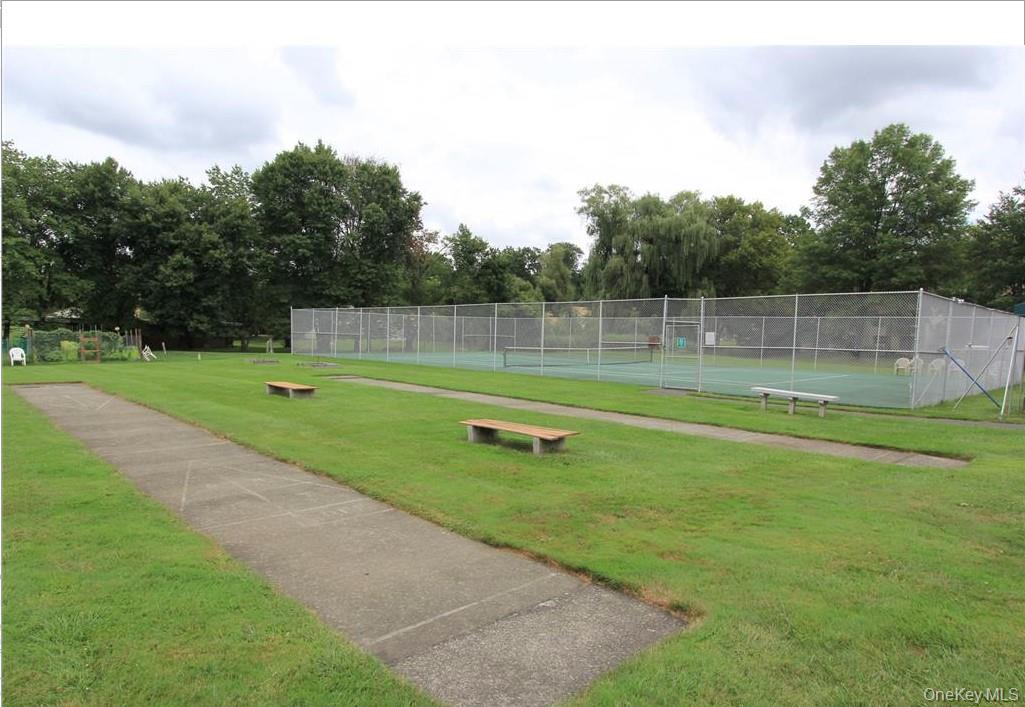 159C Carriage Court, Yorktown Heights, NY 10598