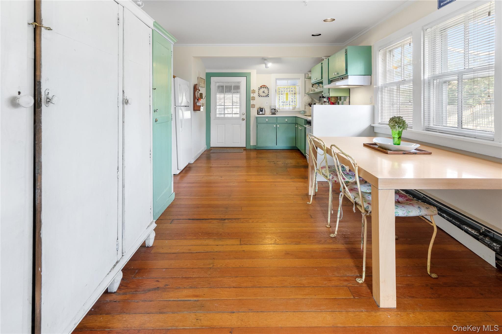 197 W Prospect Street, Southampton, NY 11968