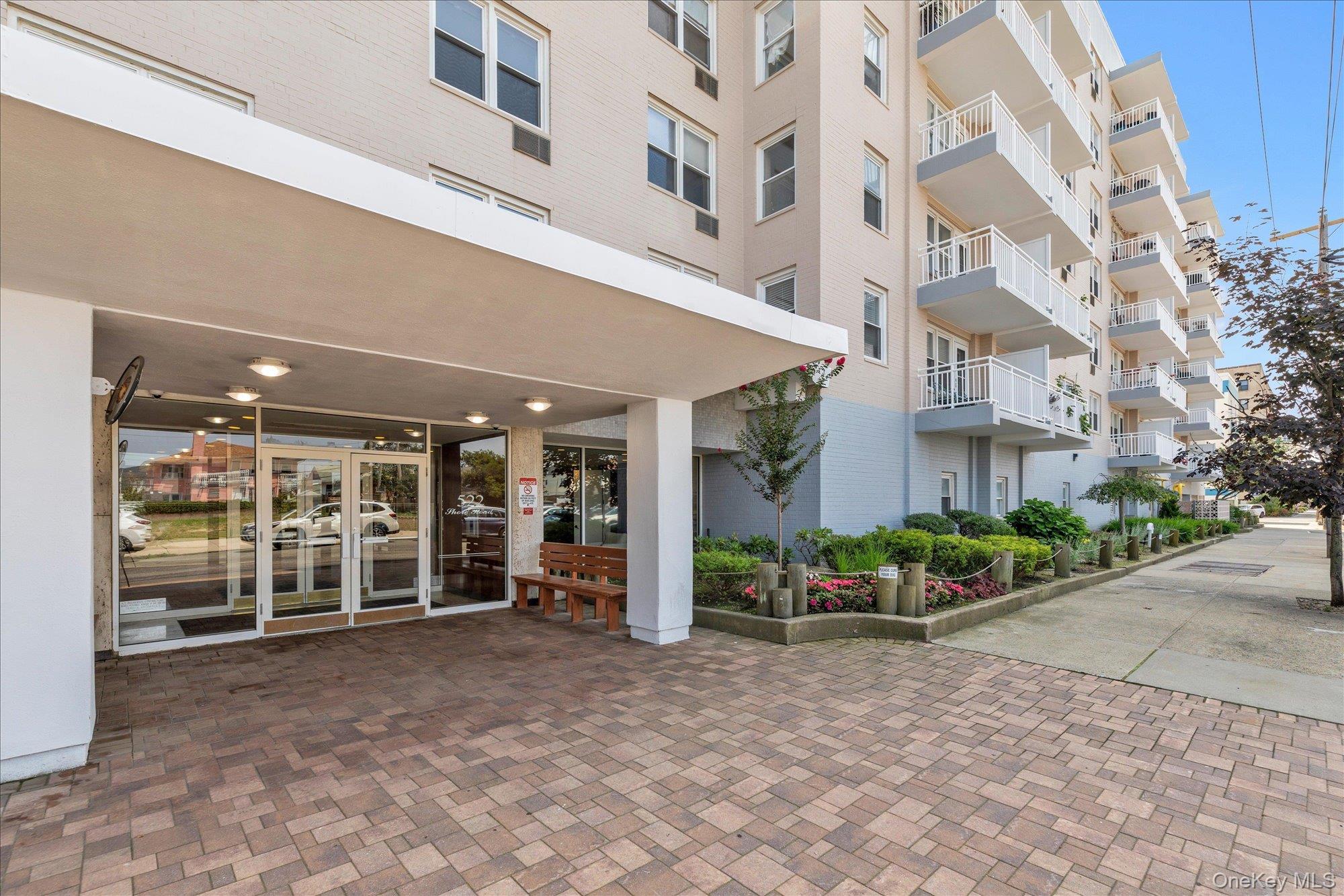 522 Shore Road # 3FF, Long Beach, NY 11561