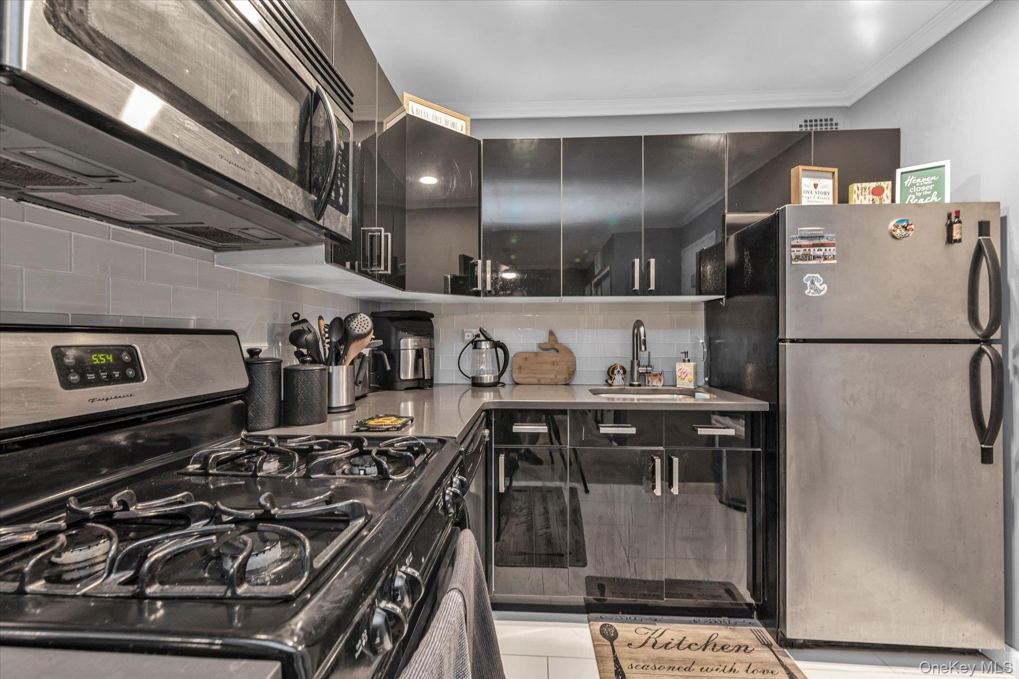 522 Shore Road # 3FF, Long Beach, NY 11561