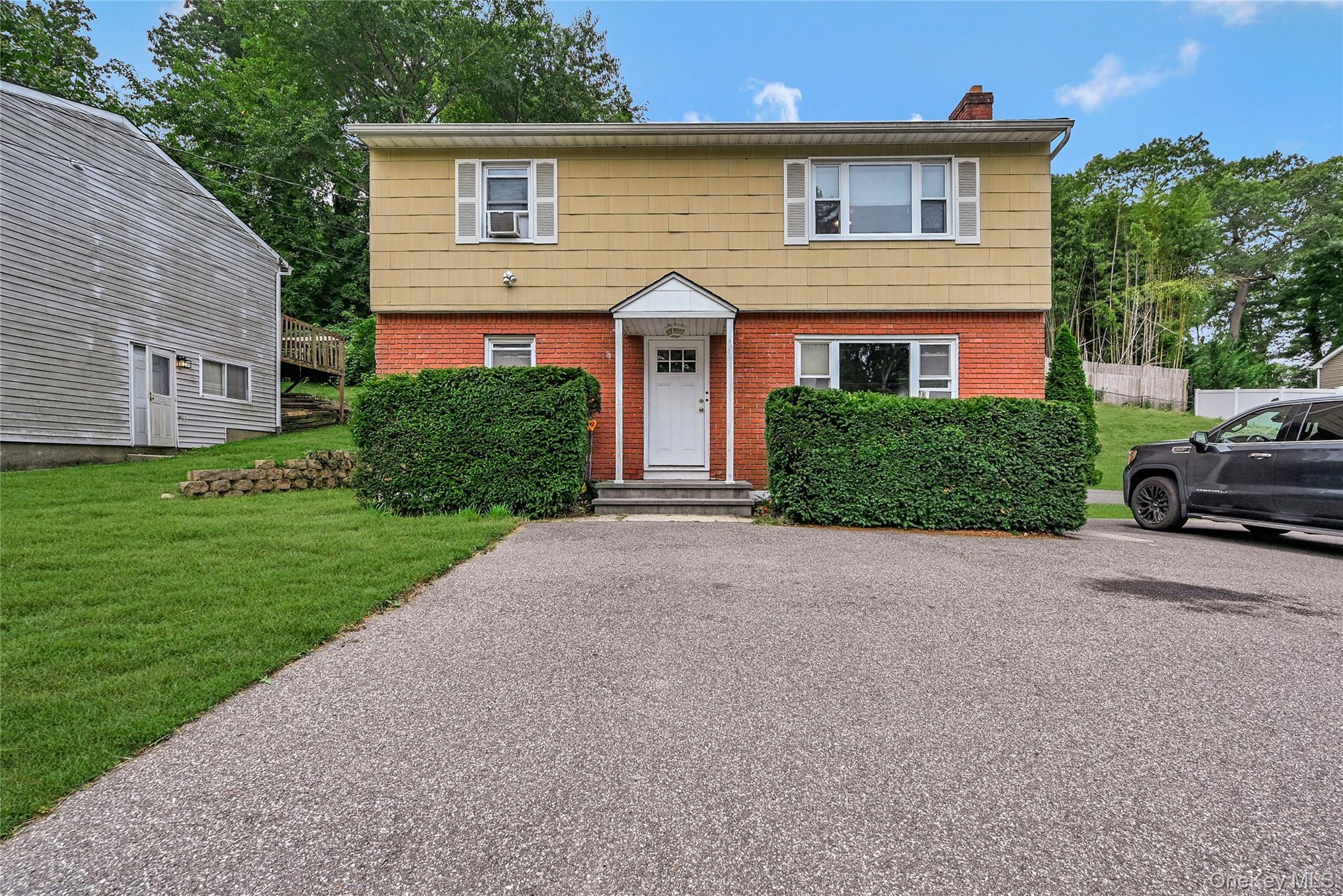 167 Vernon Valley Road, East Northport, NY 11731
