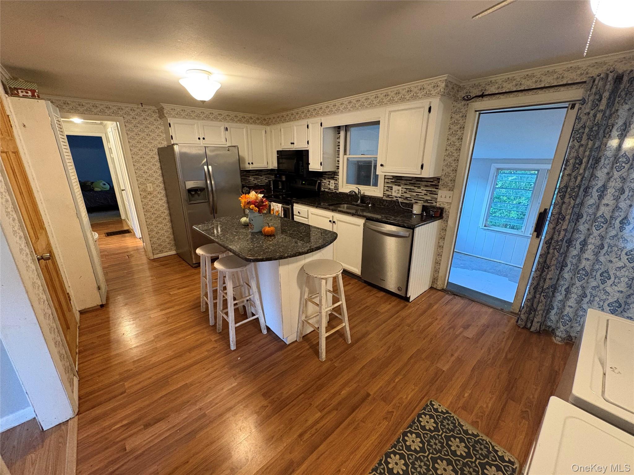 19 Rivenburg Lane, Hudson, NY 12534