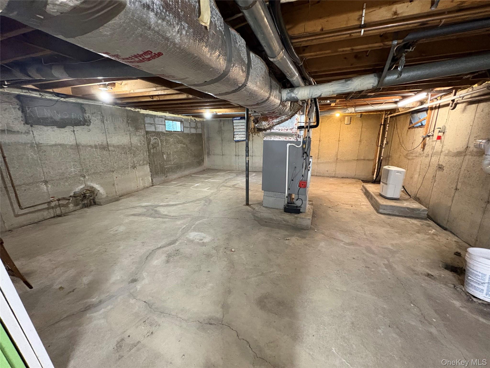 19 Rivenburg Lane, Hudson, NY 12534