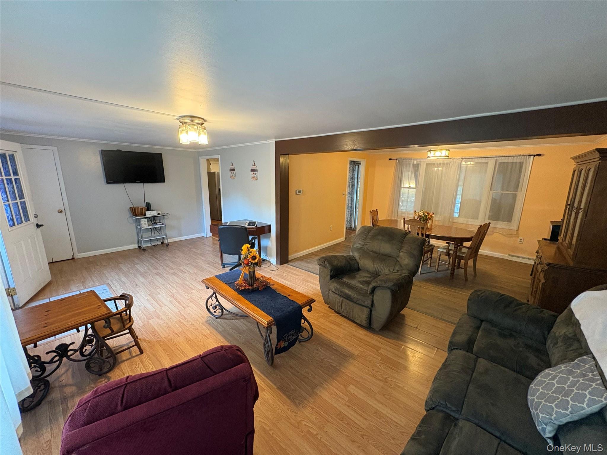 19 Rivenburg Lane, Hudson, NY 12534