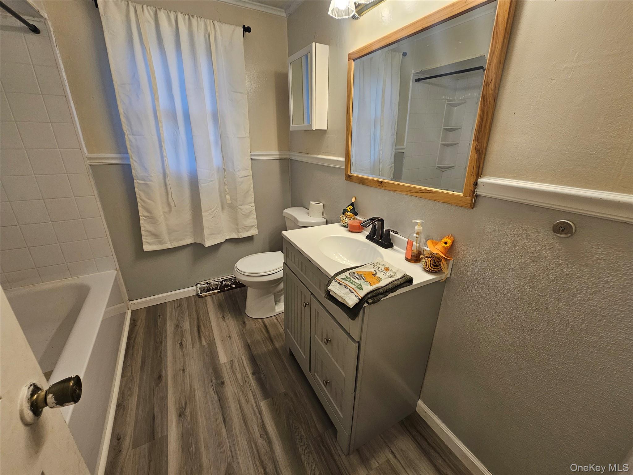 19 Rivenburg Lane, Hudson, NY 12534