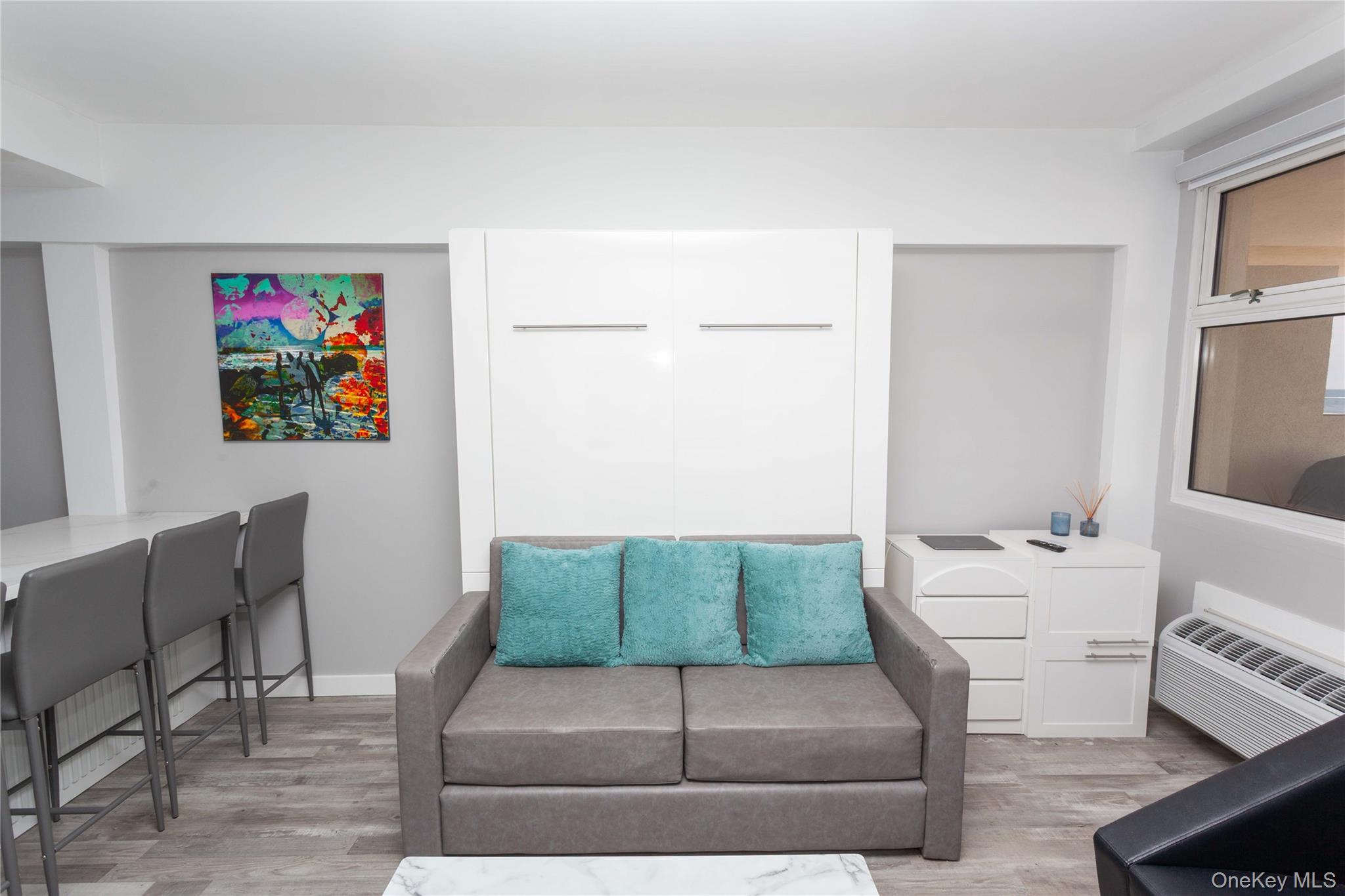 250 Shore Road # 1E, Long Beach, NY 11561