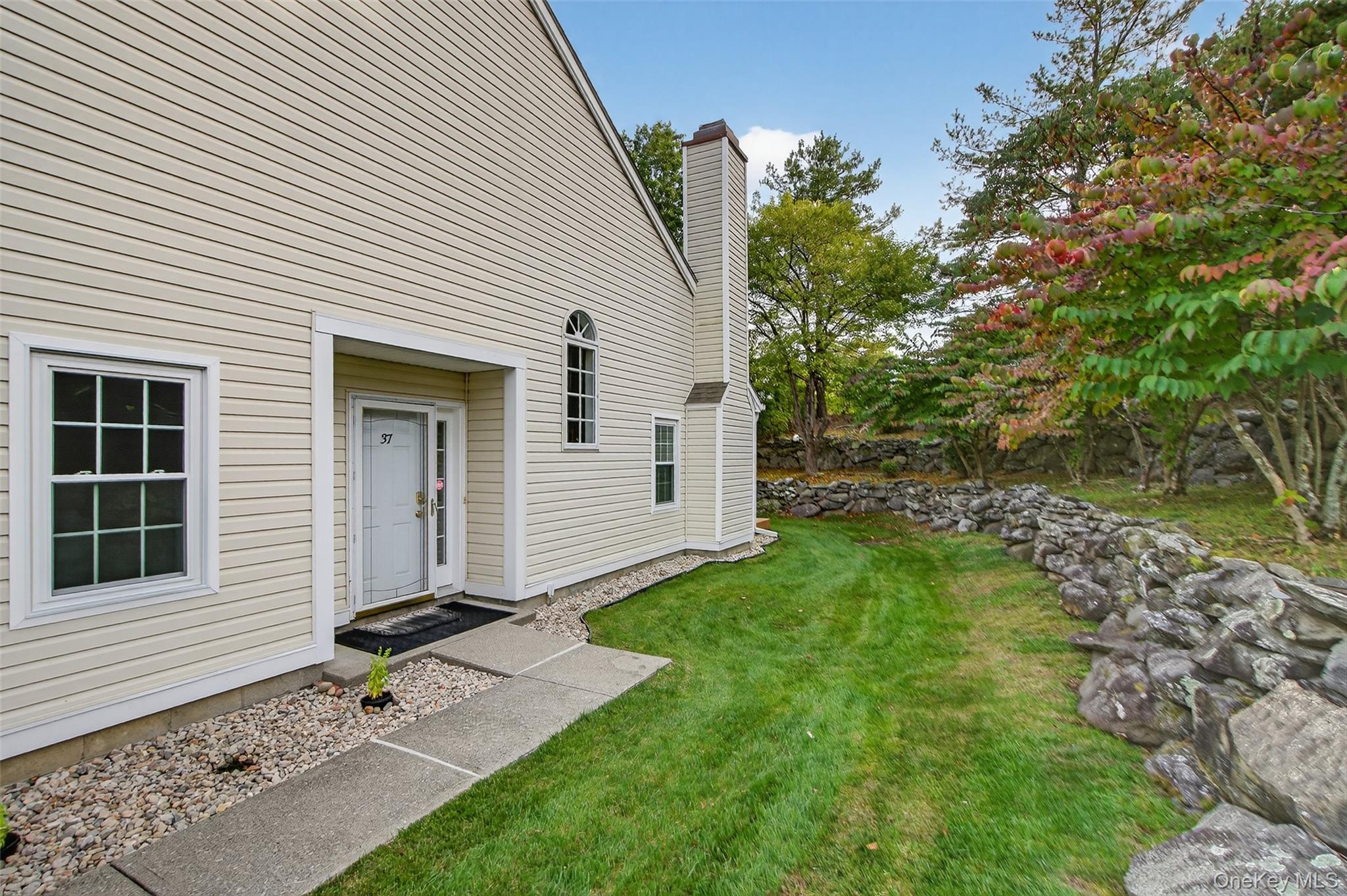 37 Spruce Ridge Drive, Fishkill, NY 12524