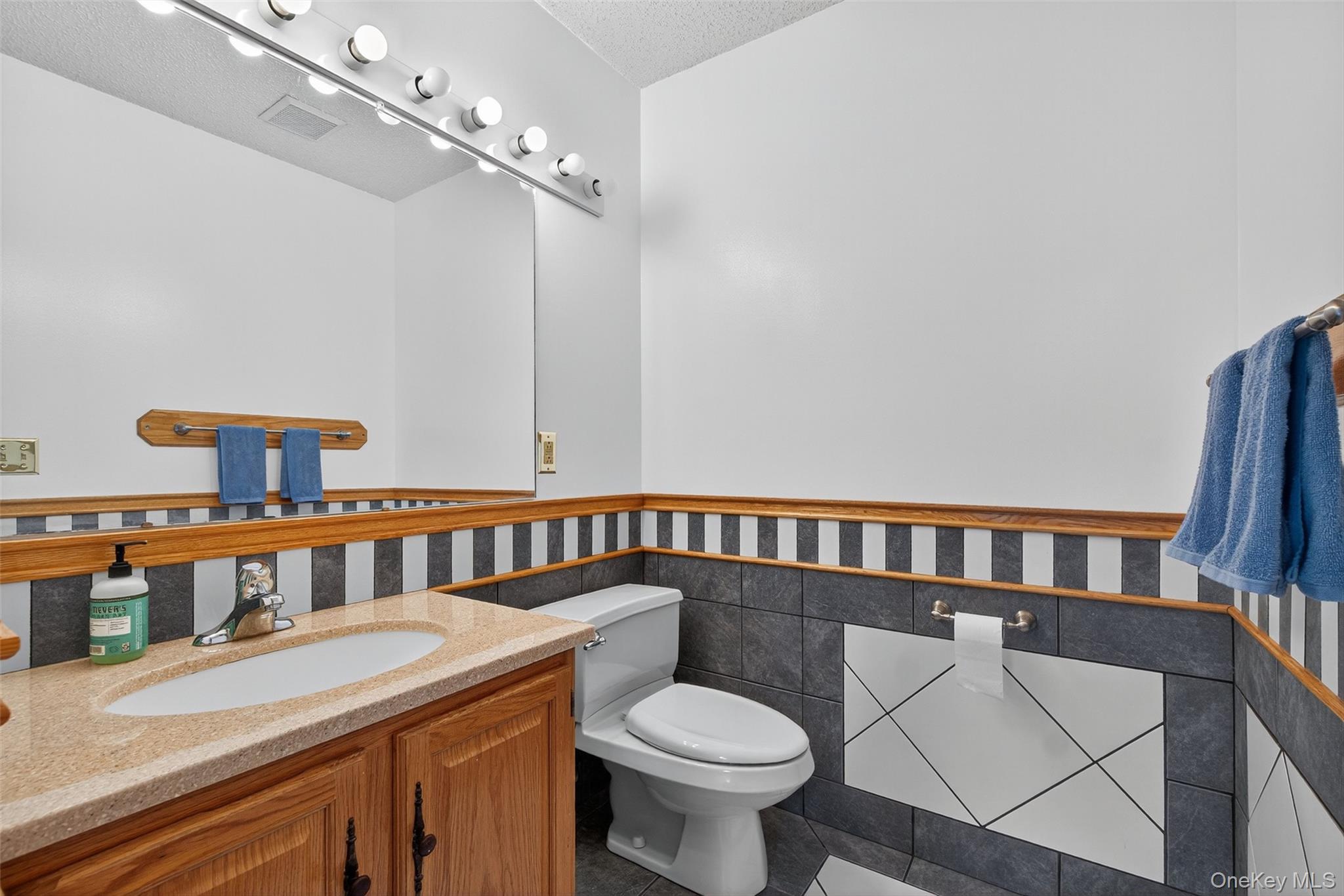 37 Spruce Ridge Drive, Fishkill, NY 12524