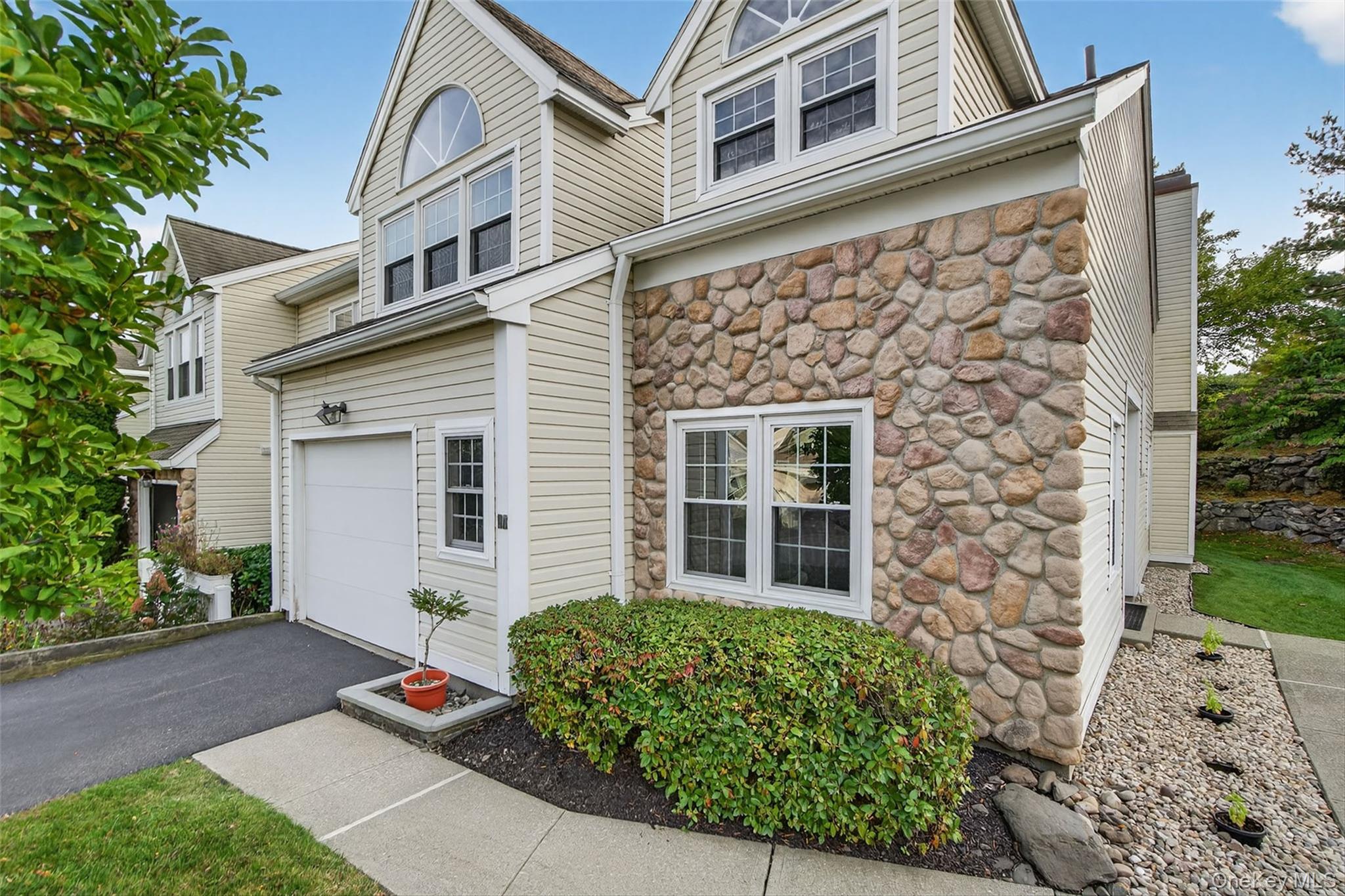 37 Spruce Ridge Drive, Fishkill, NY 12524