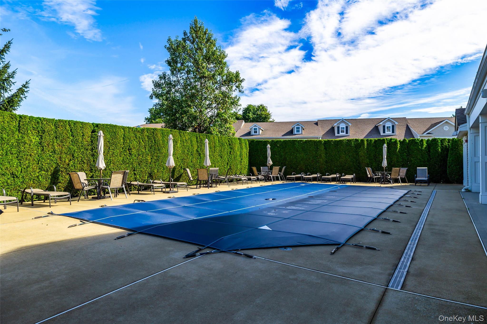 121 Willow Lane, Valley Stream, NY 11580