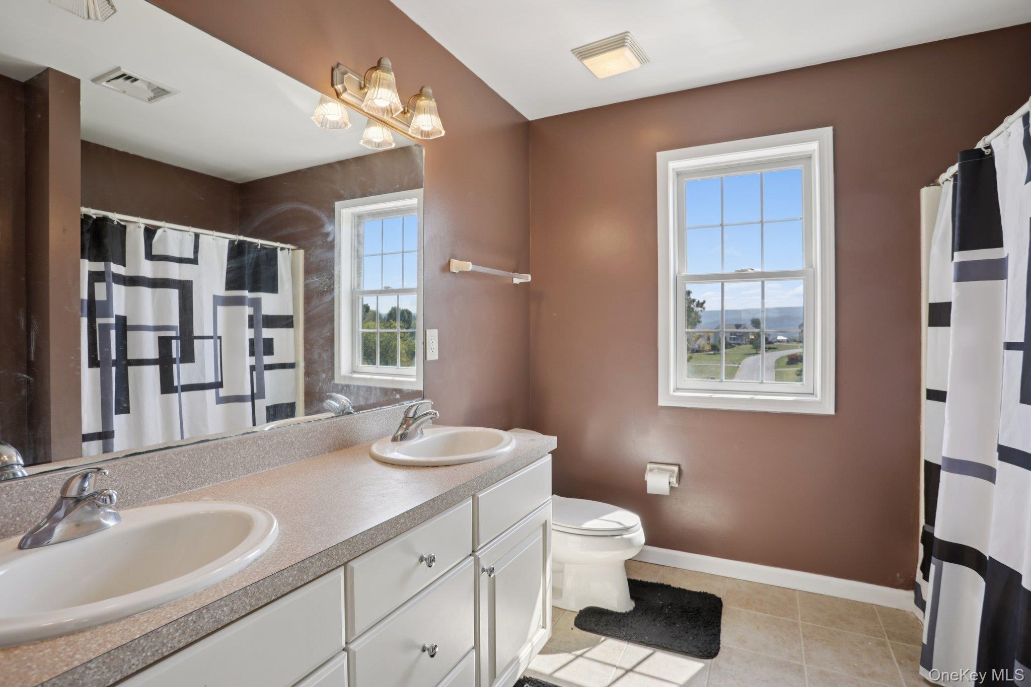 1 Brewster Court, Washingtonville, NY 10992