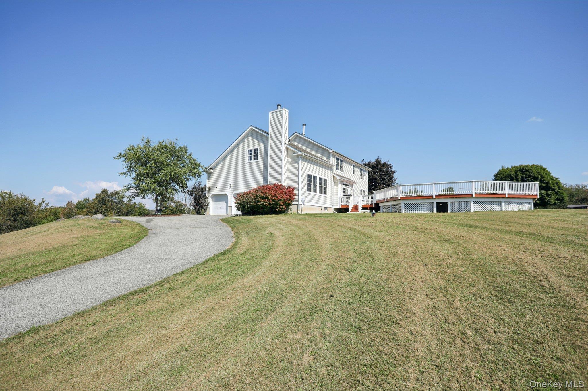 1 Brewster Court, Washingtonville, NY 10992