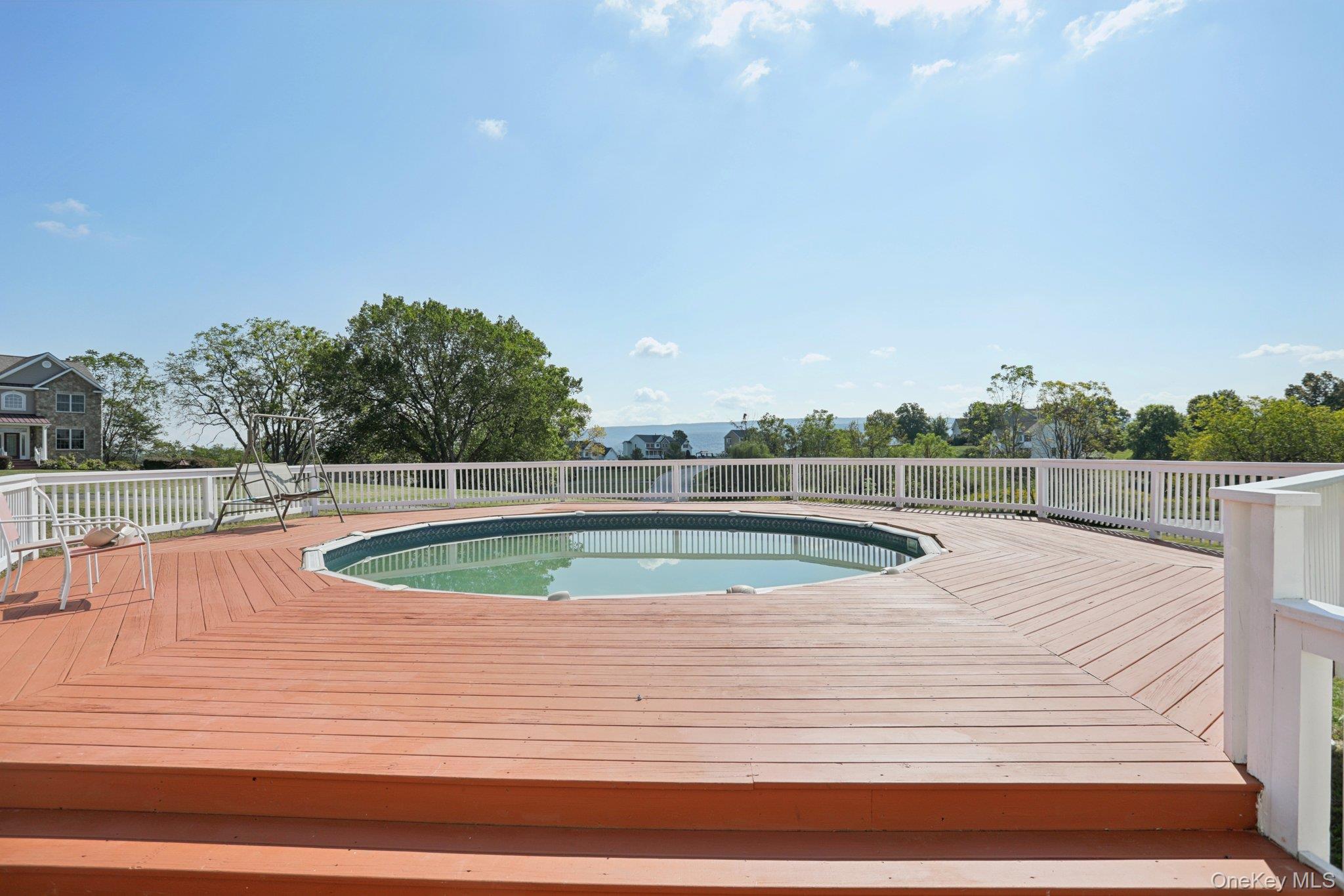 1 Brewster Court, Washingtonville, NY 10992