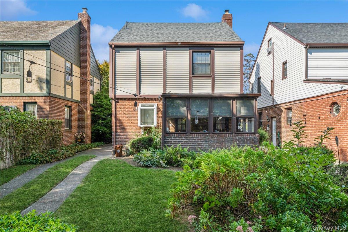 8771 253rd Street, Bellerose, NY 11426