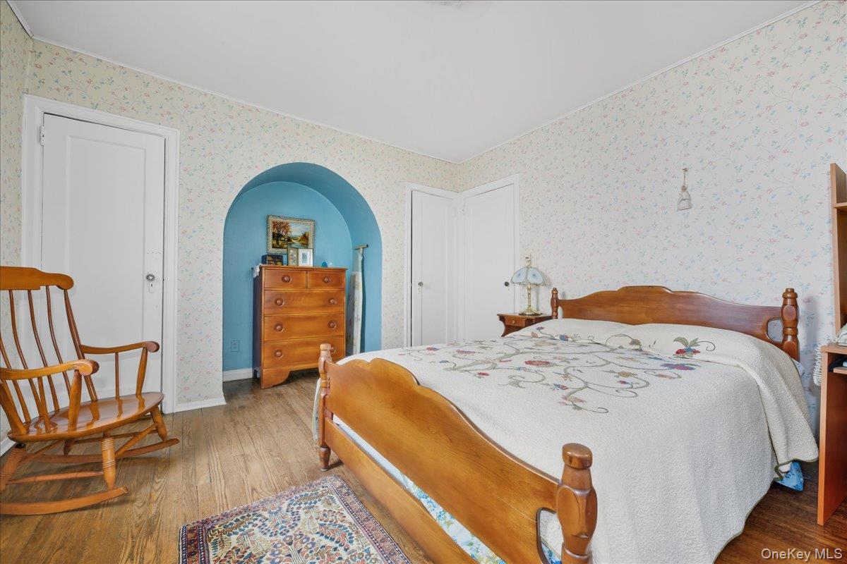 8771 253rd Street, Bellerose, NY 11426