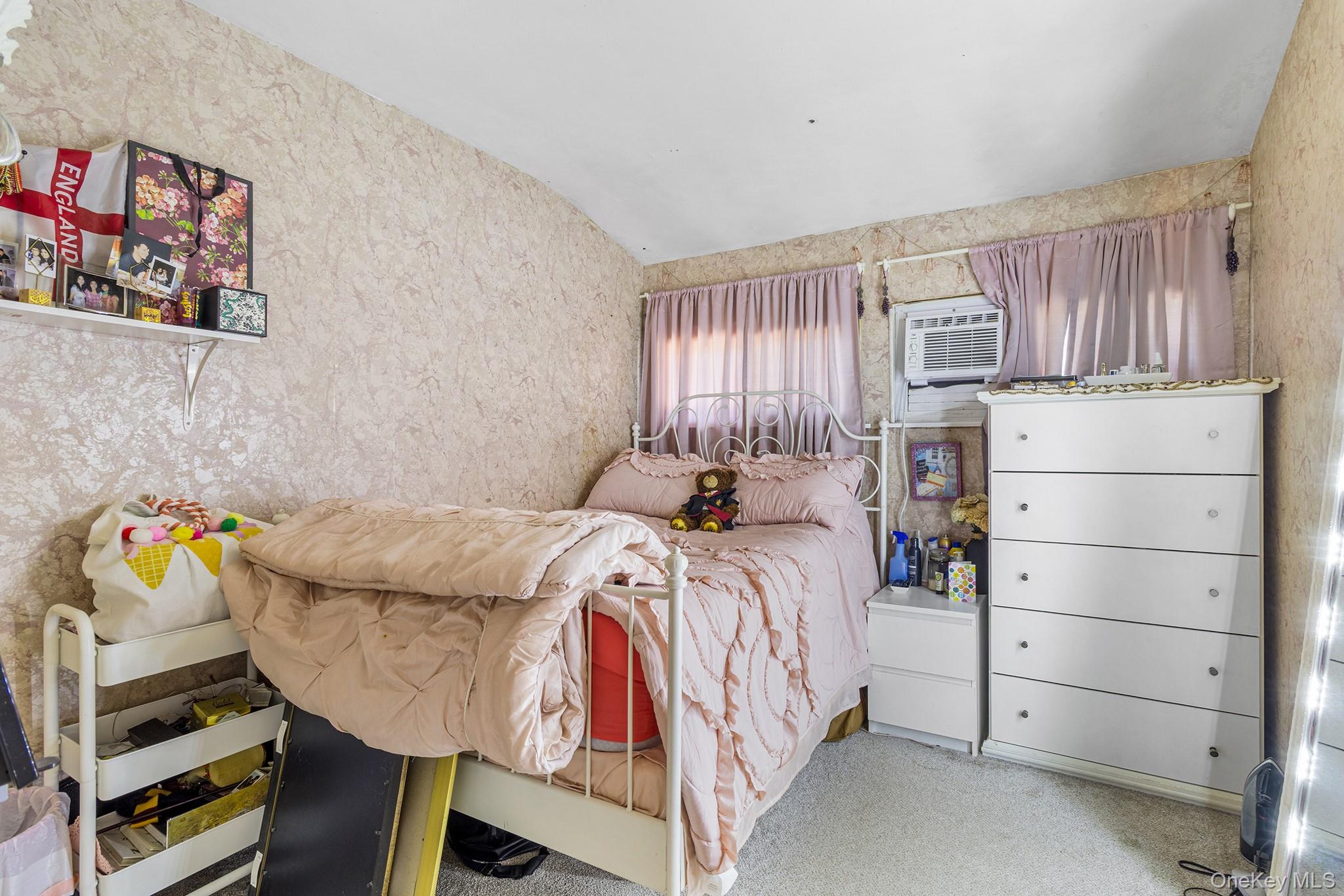 31 Holbrook Road, Centereach, NY 11720