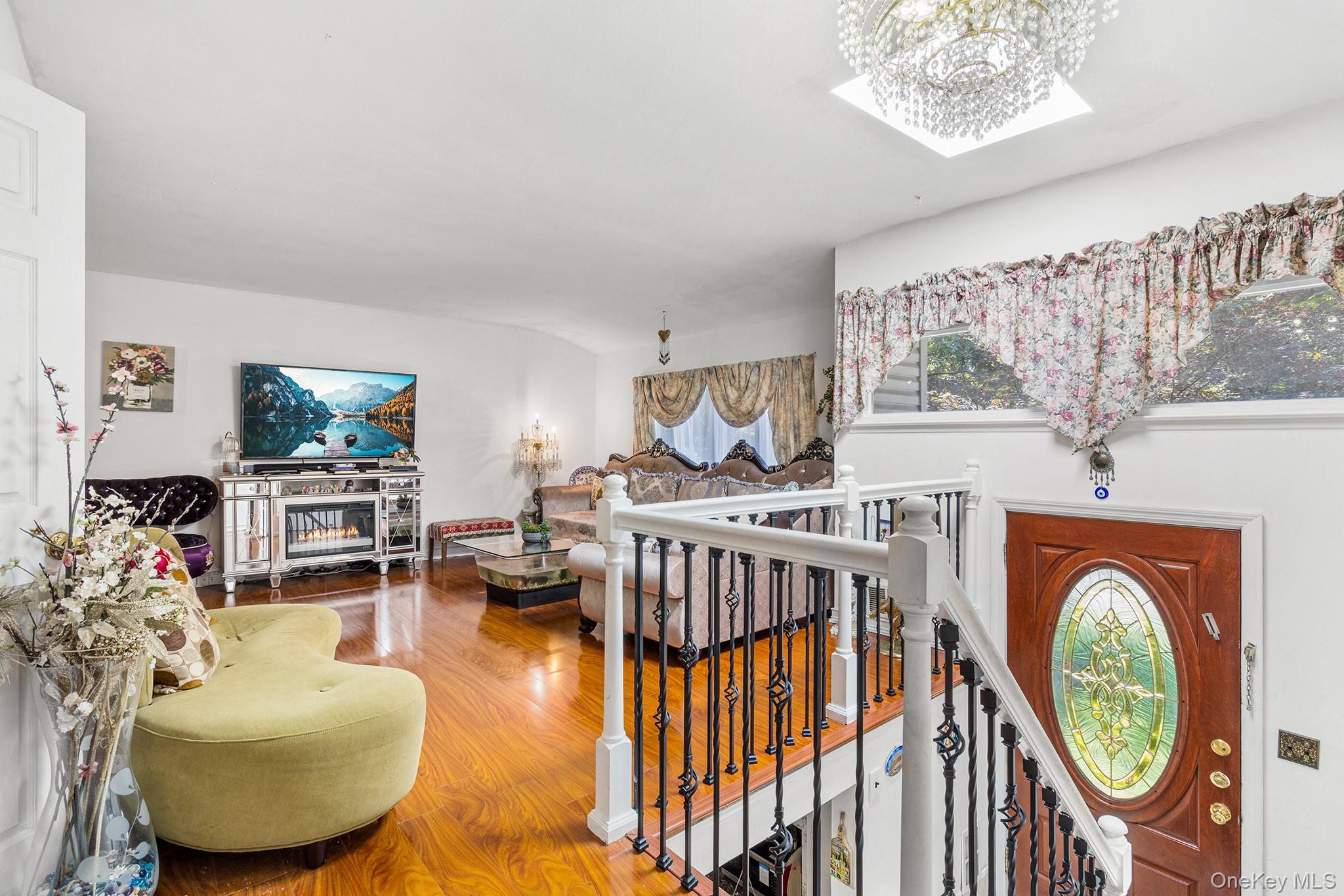 31 Holbrook Road, Centereach, NY 11720