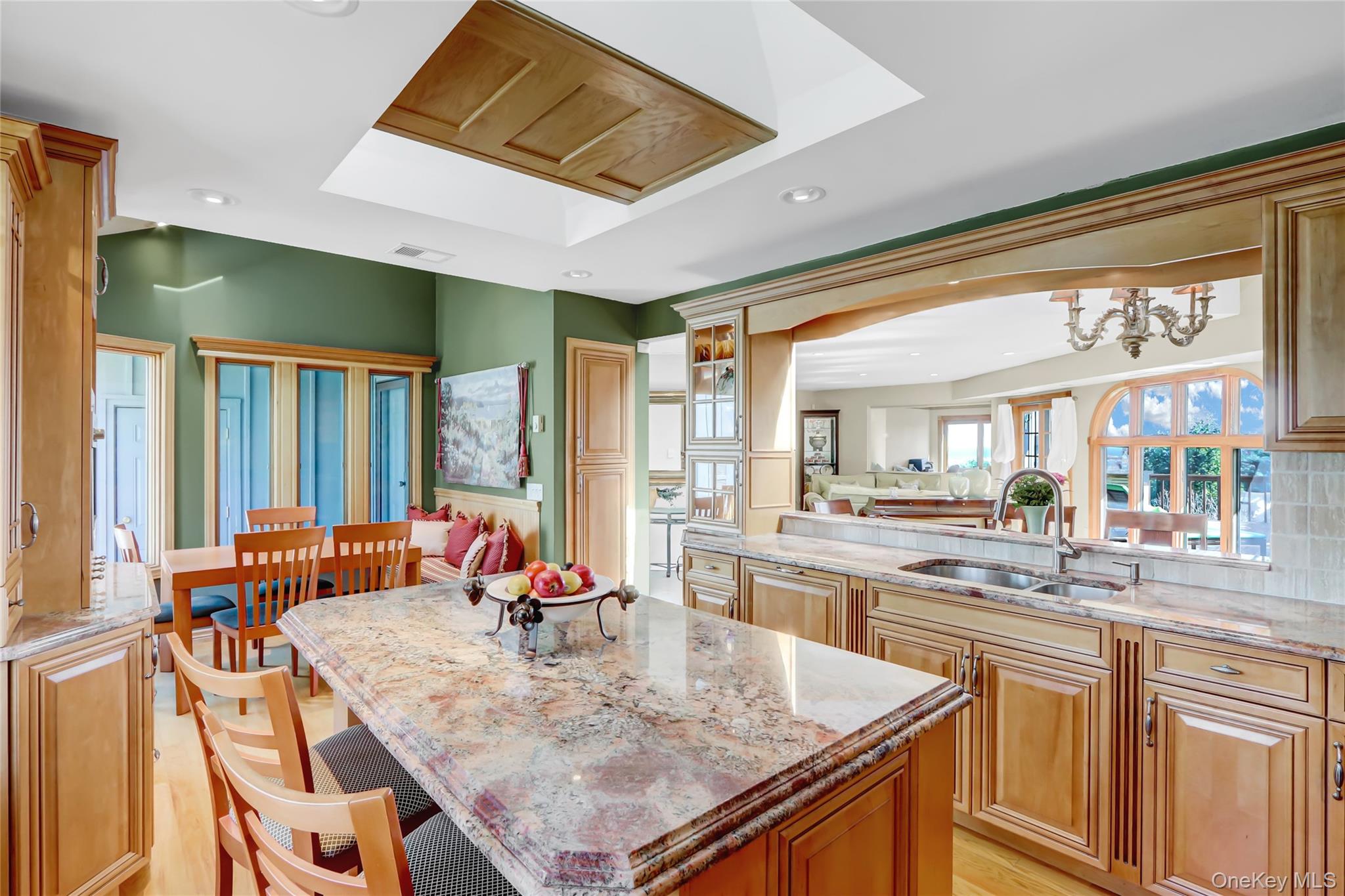 49 Rockledge Path, Port Jefferson, NY 11777