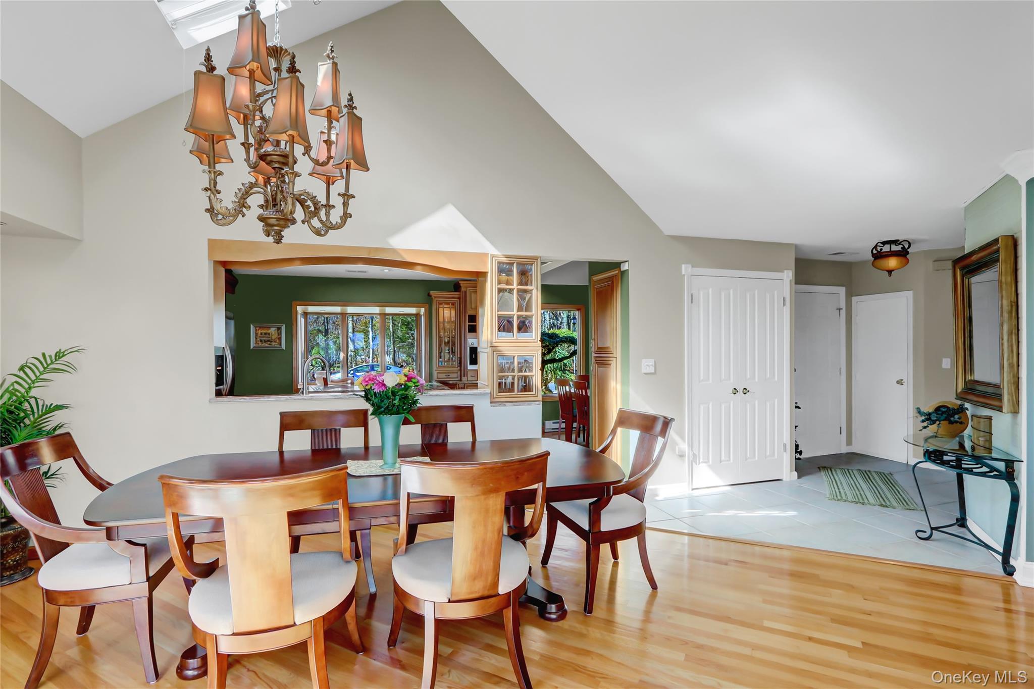 49 Rockledge Path, Port Jefferson, NY 11777