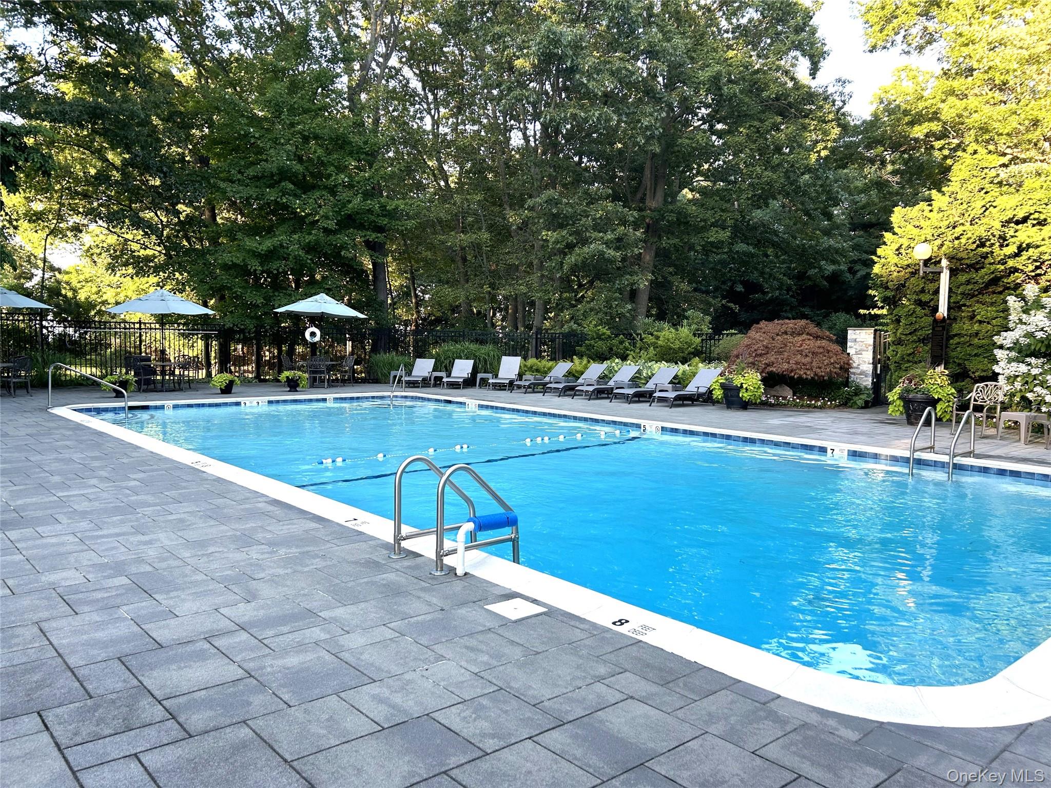 49 Rockledge Path, Port Jefferson, NY 11777