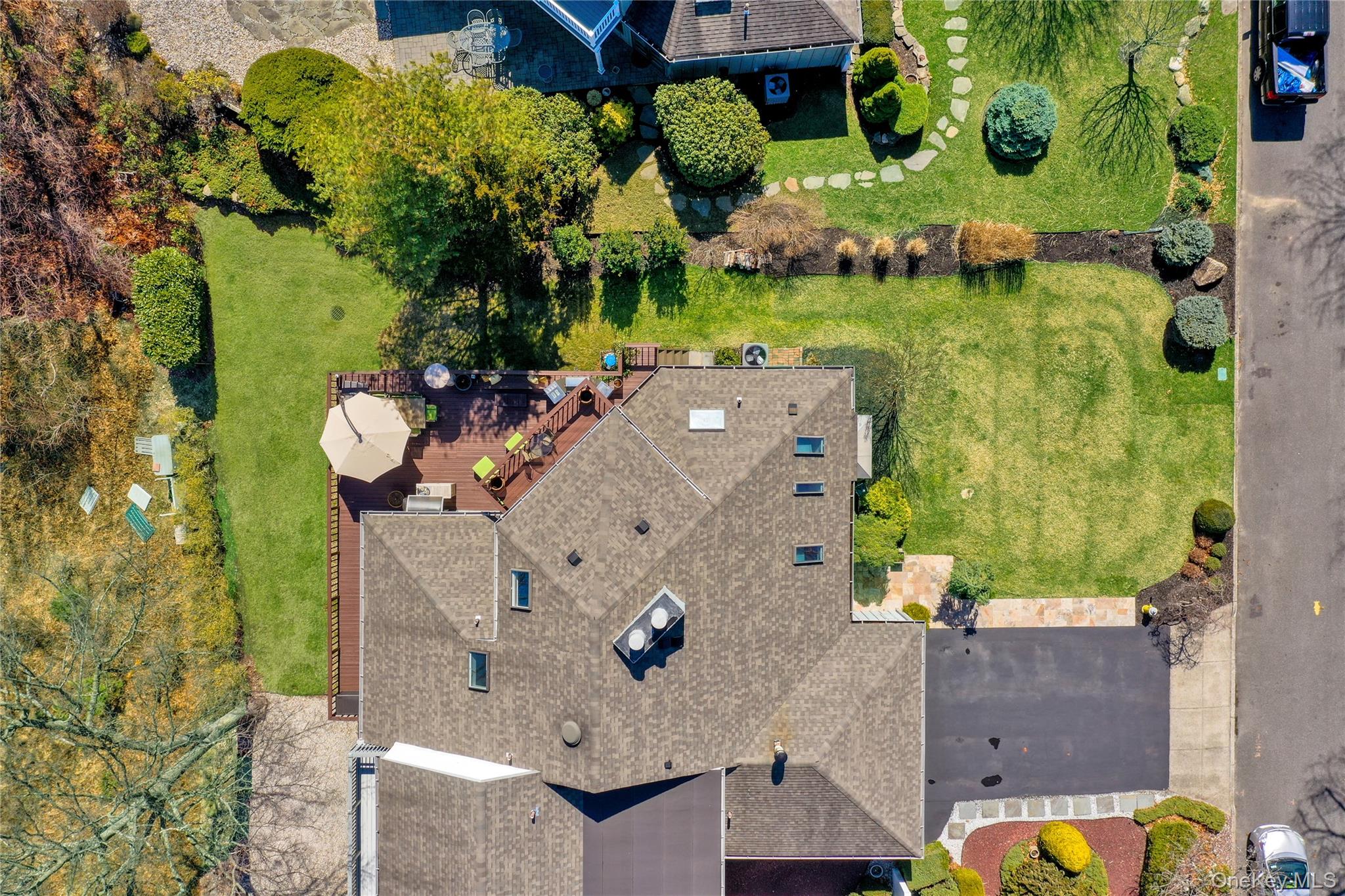 49 Rockledge Path, Port Jefferson, NY 11777