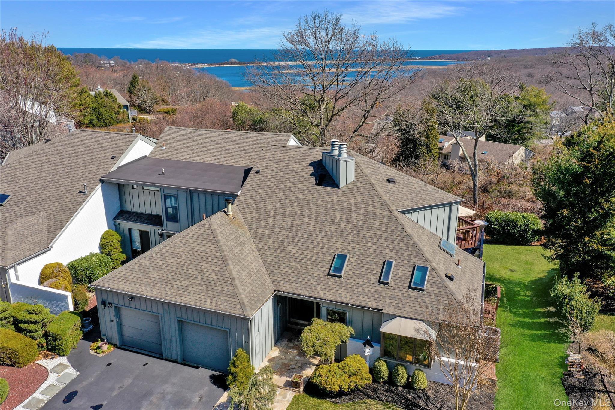 49 Rockledge Path, Port Jefferson, NY 11777