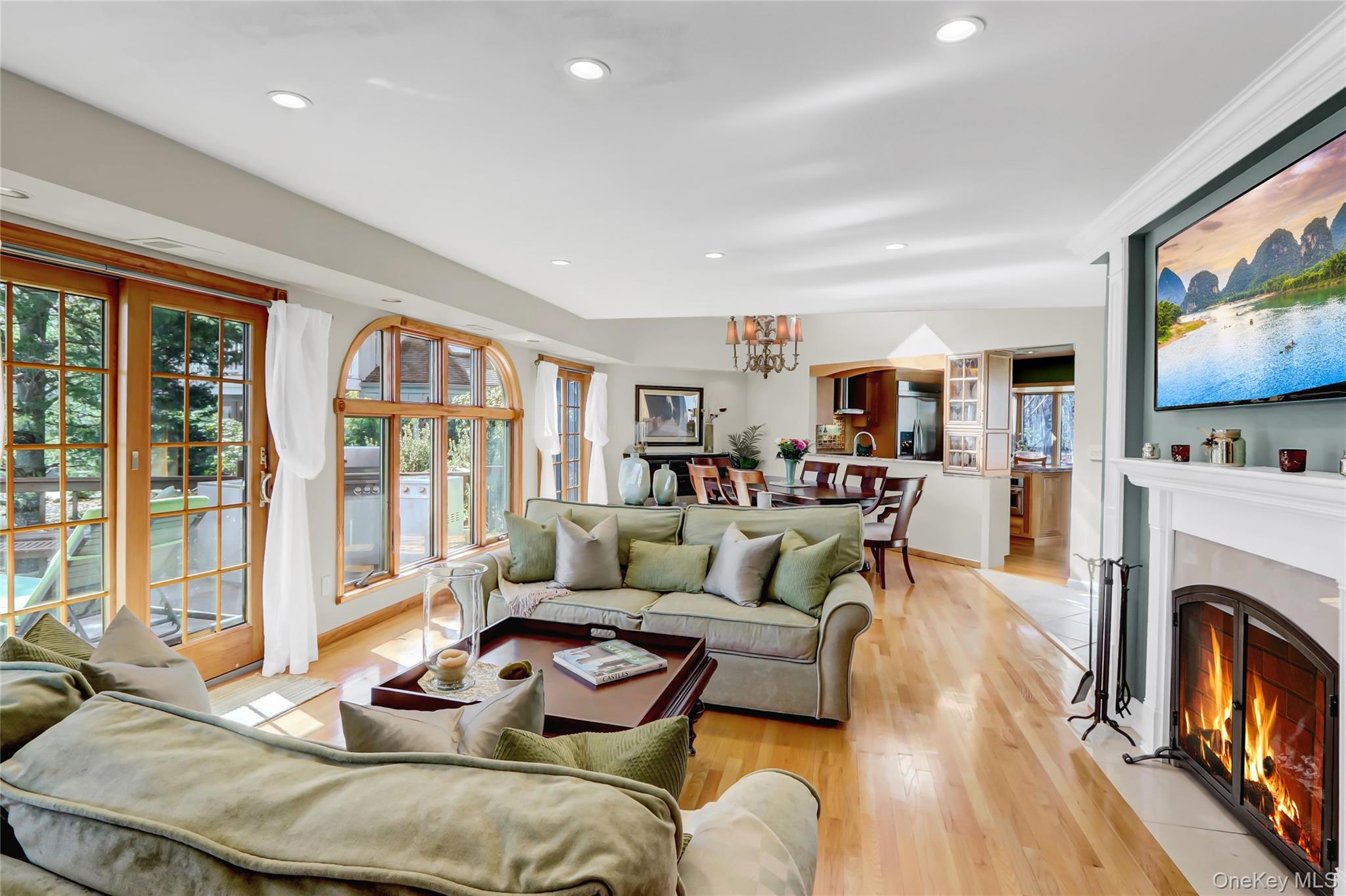 49 Rockledge Path, Port Jefferson, NY 11777