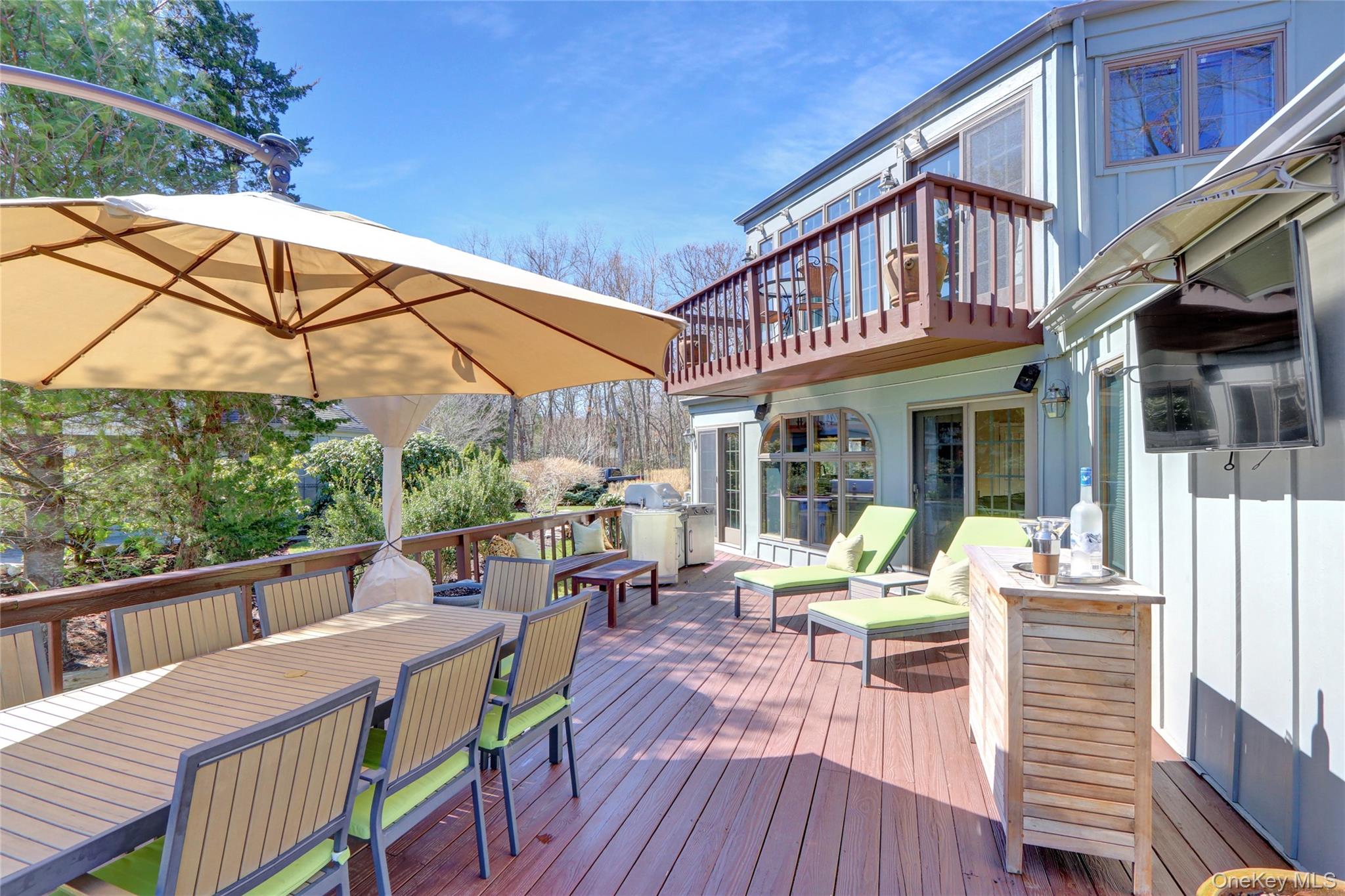 49 Rockledge Path, Port Jefferson, NY 11777