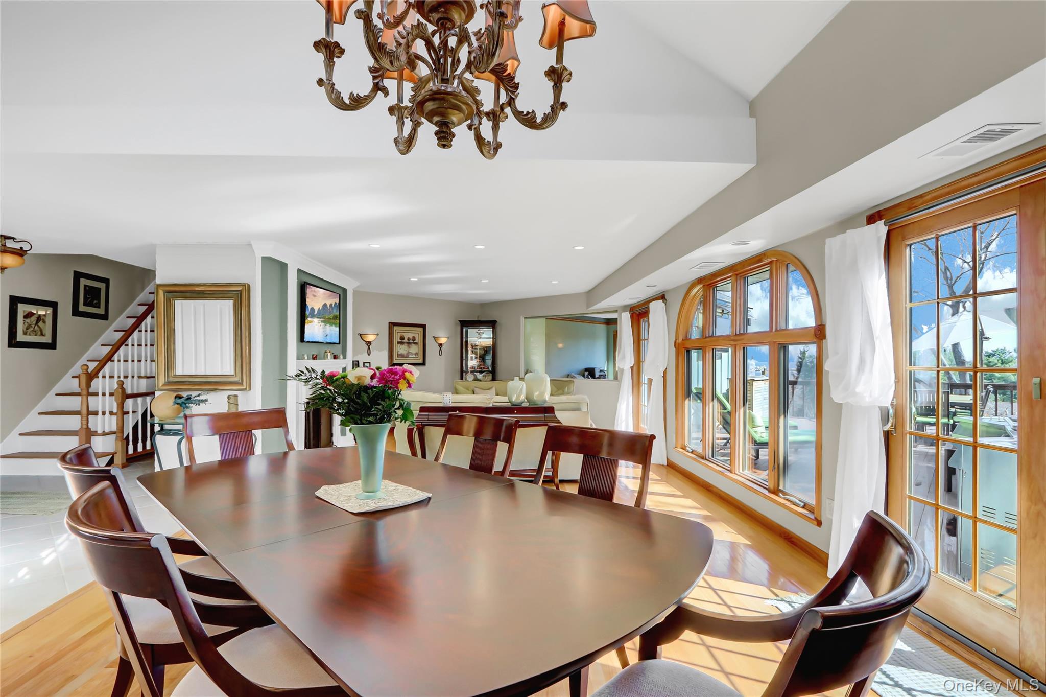 49 Rockledge Path, Port Jefferson, NY 11777