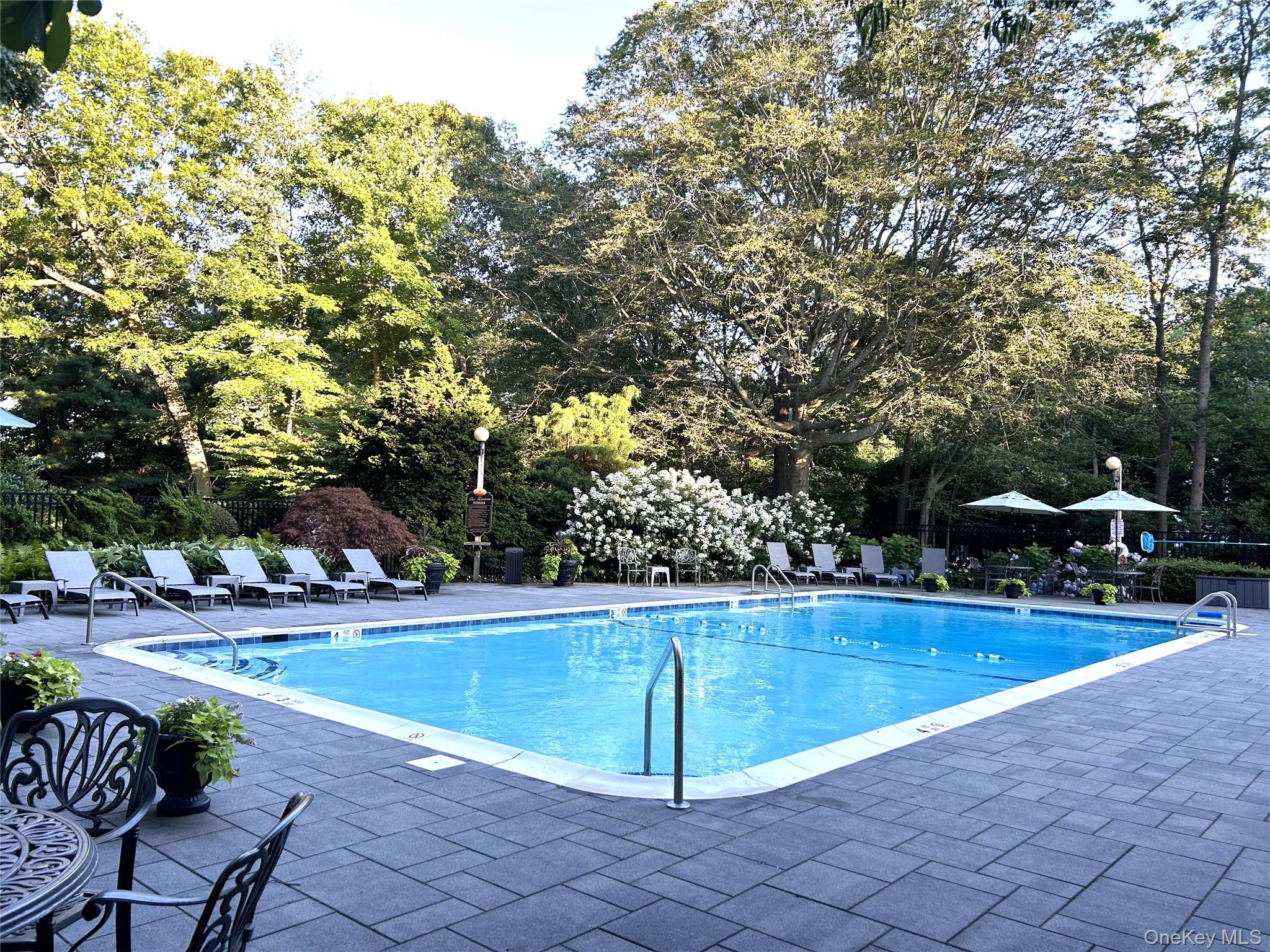 49 Rockledge Path, Port Jefferson, NY 11777