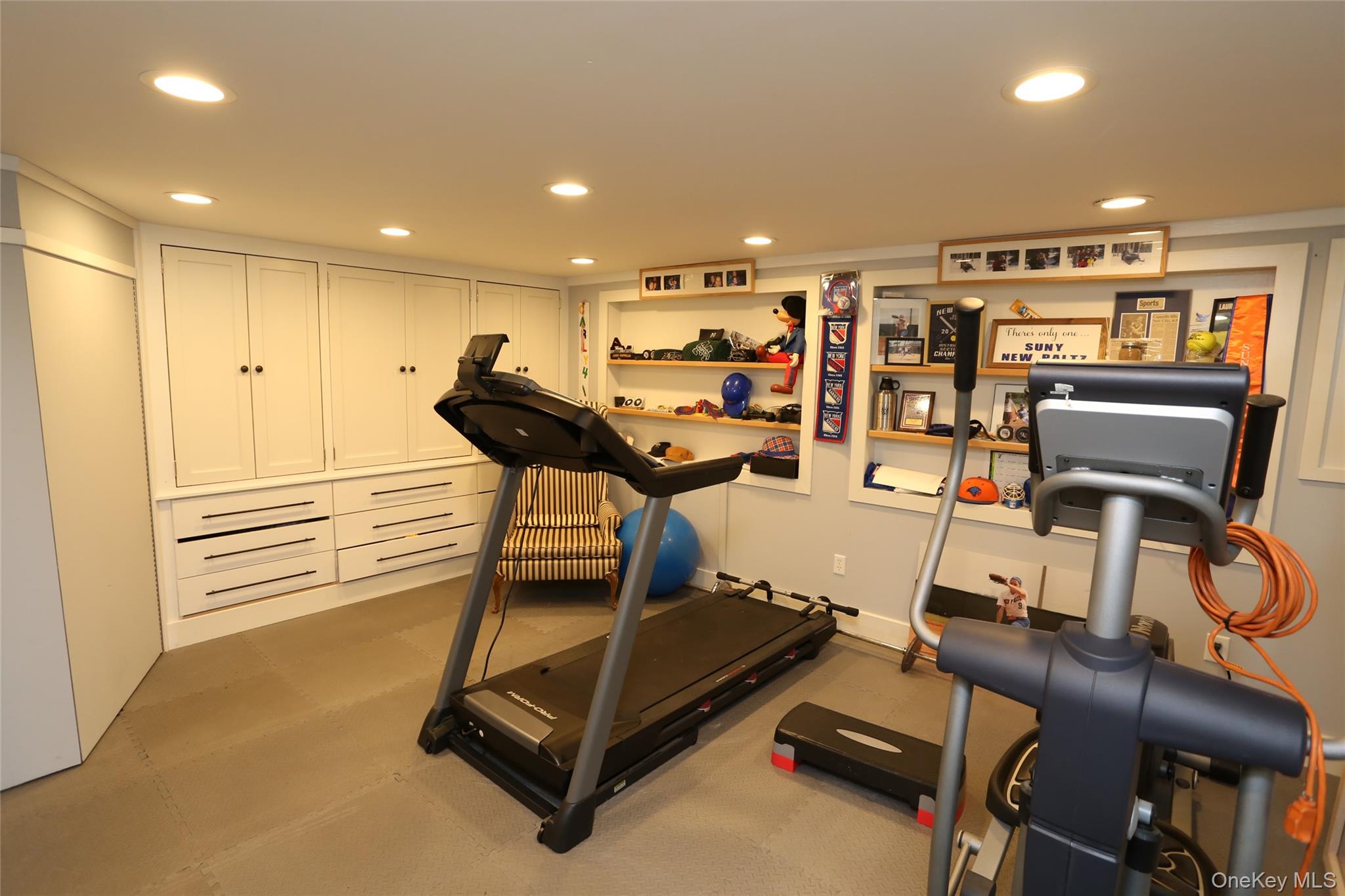 12 Deerwood Drive, New City, NY 10956