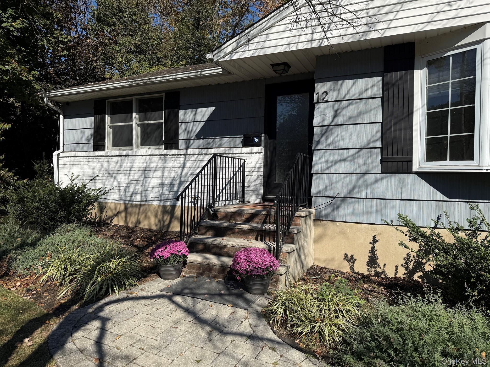 12 Deerwood Drive, New City, NY 10956