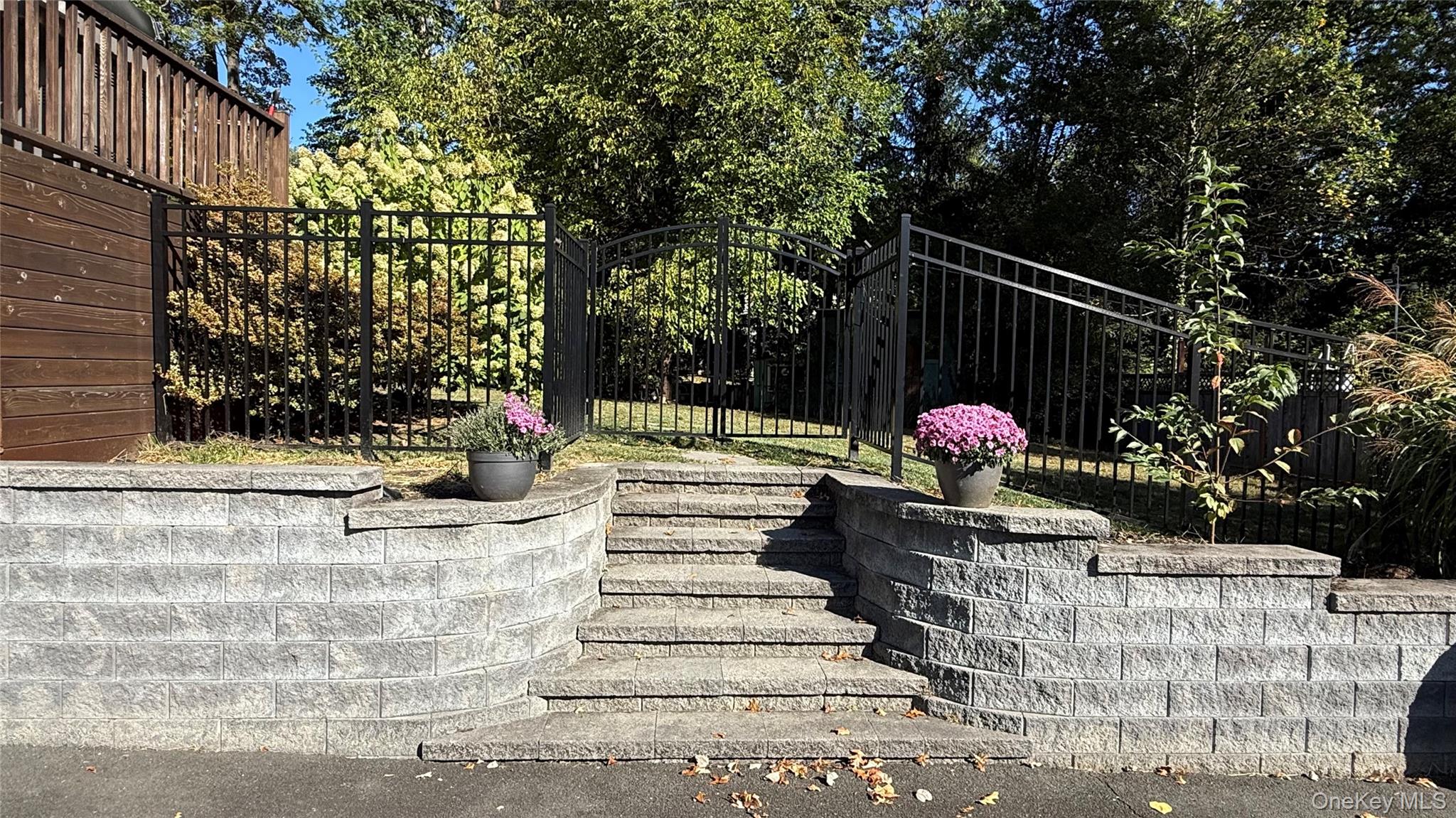 12 Deerwood Drive, New City, NY 10956