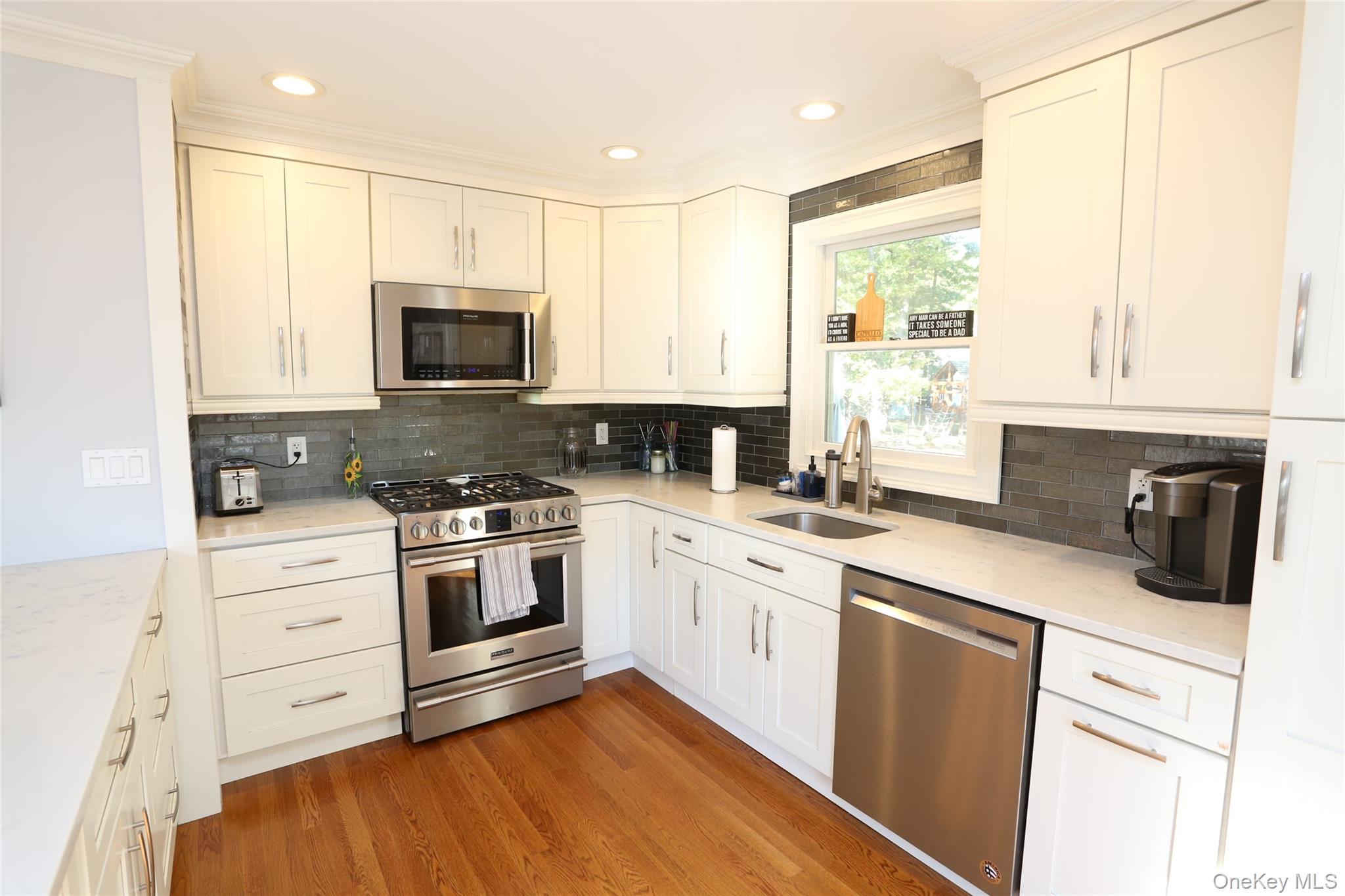 12 Deerwood Drive, New City, NY 10956