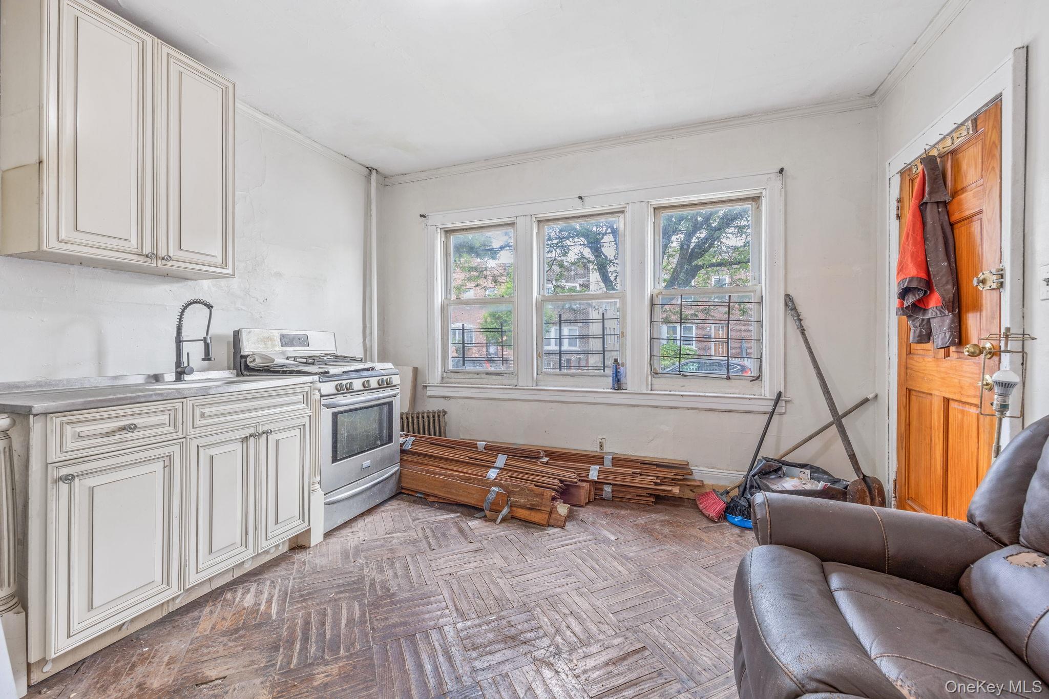 177-53 105th Avenue, Jamaica, NY 11433