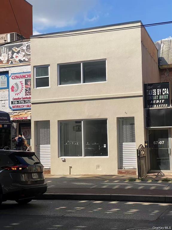 67-05 Roosevelt Ave, Woodside, NY 11377