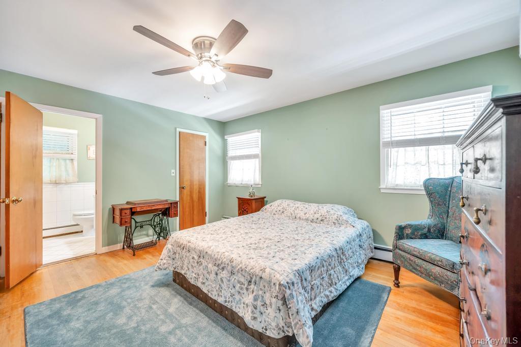 42 Sands Lane, Port Jefferson, NY 11777