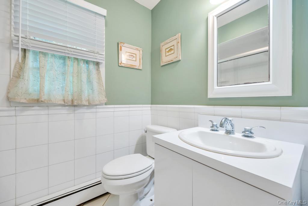 42 Sands Lane, Port Jefferson, NY 11777