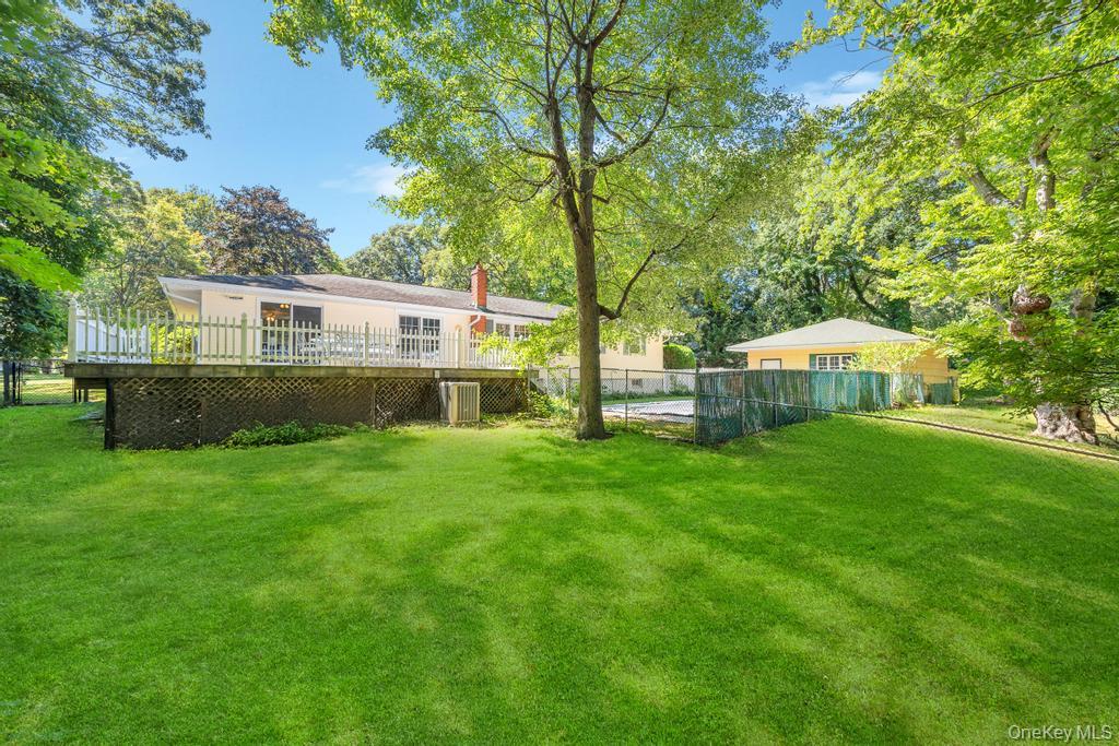 42 Sands Lane, Port Jefferson, NY 11777