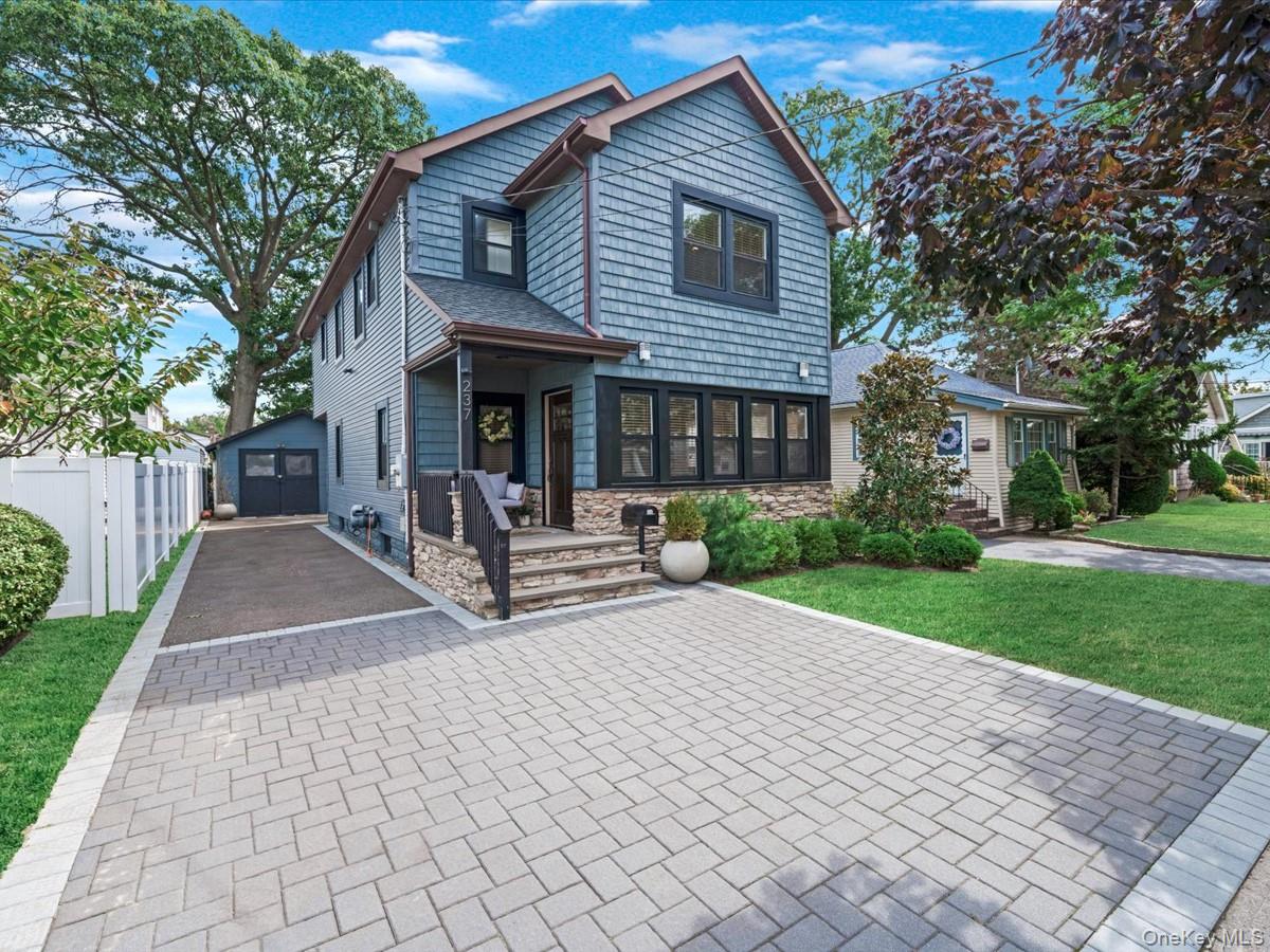 237 Central Avenue, Lynbrook, NY 11563