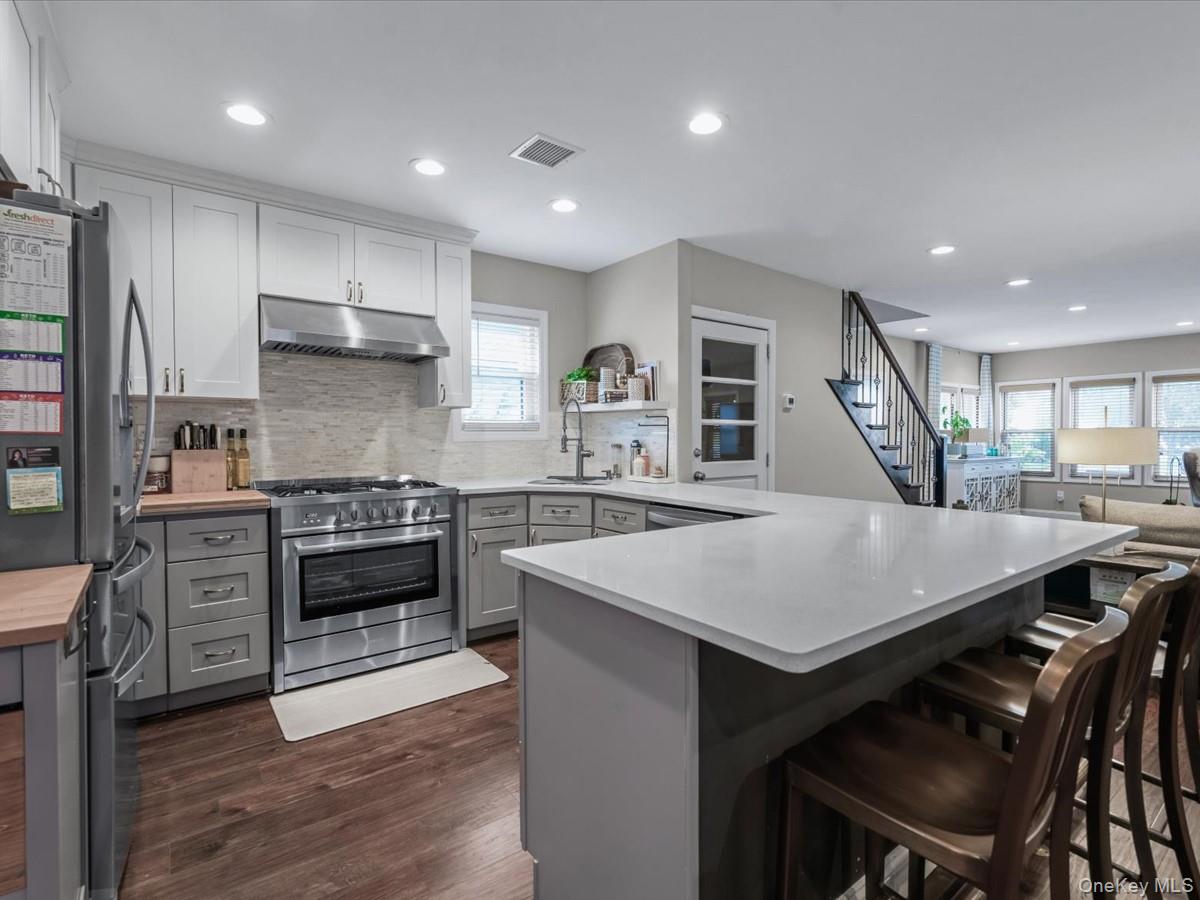 237 Central Avenue, Lynbrook, NY 11563